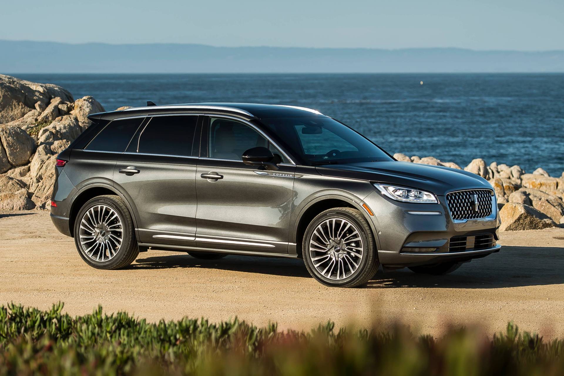 Lincoln Shows Us More Of The 2020 Corsair In 99 New Photos