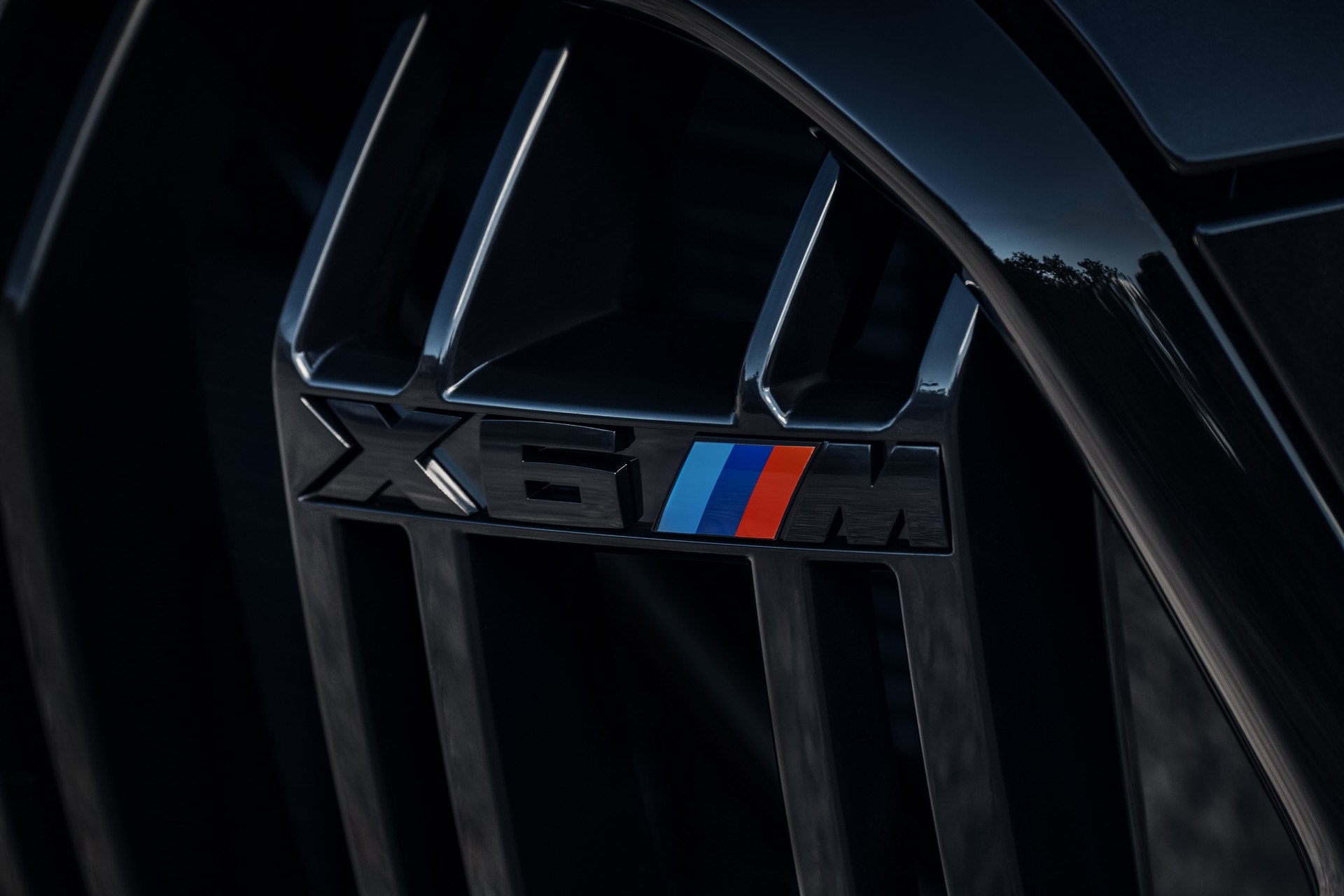 BMW X5 M And X6 M Unveiled With Up To 617 HP