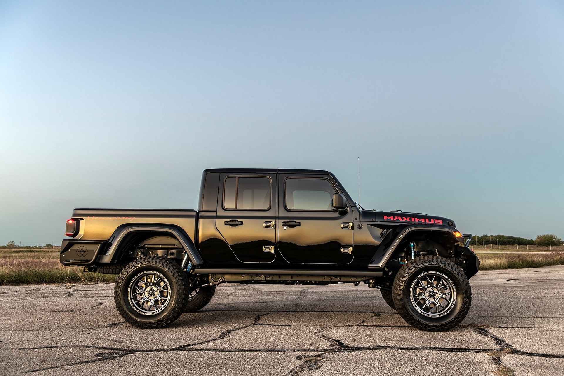 Hennessey Maximus, The 1,000HP Jeep Gladiator Hellcat Is Here To Conquer It All