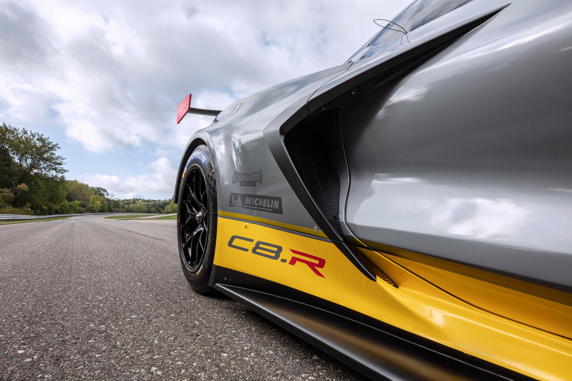 Chevrolet Confirms C8.R Will Have A 5.5-Liter Flat-Plane Crank V8