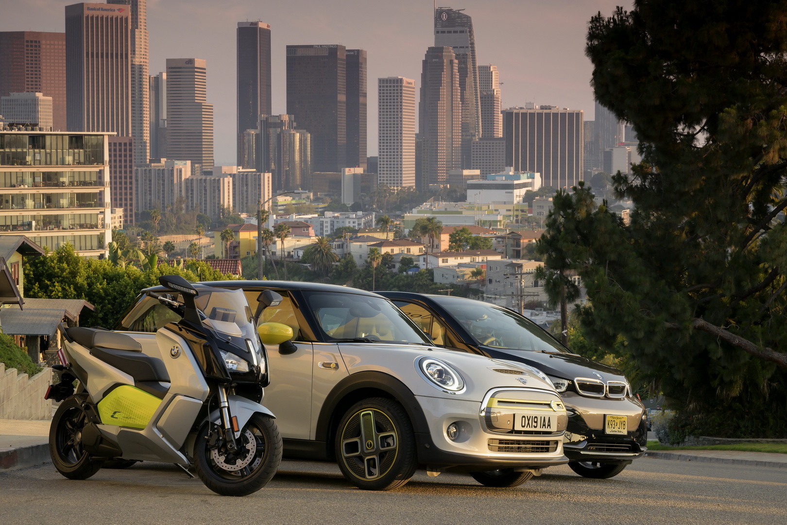 Electric 2020 Mini Cooper SE Starts Under $30k, But You Could Get It As Low As $17,900