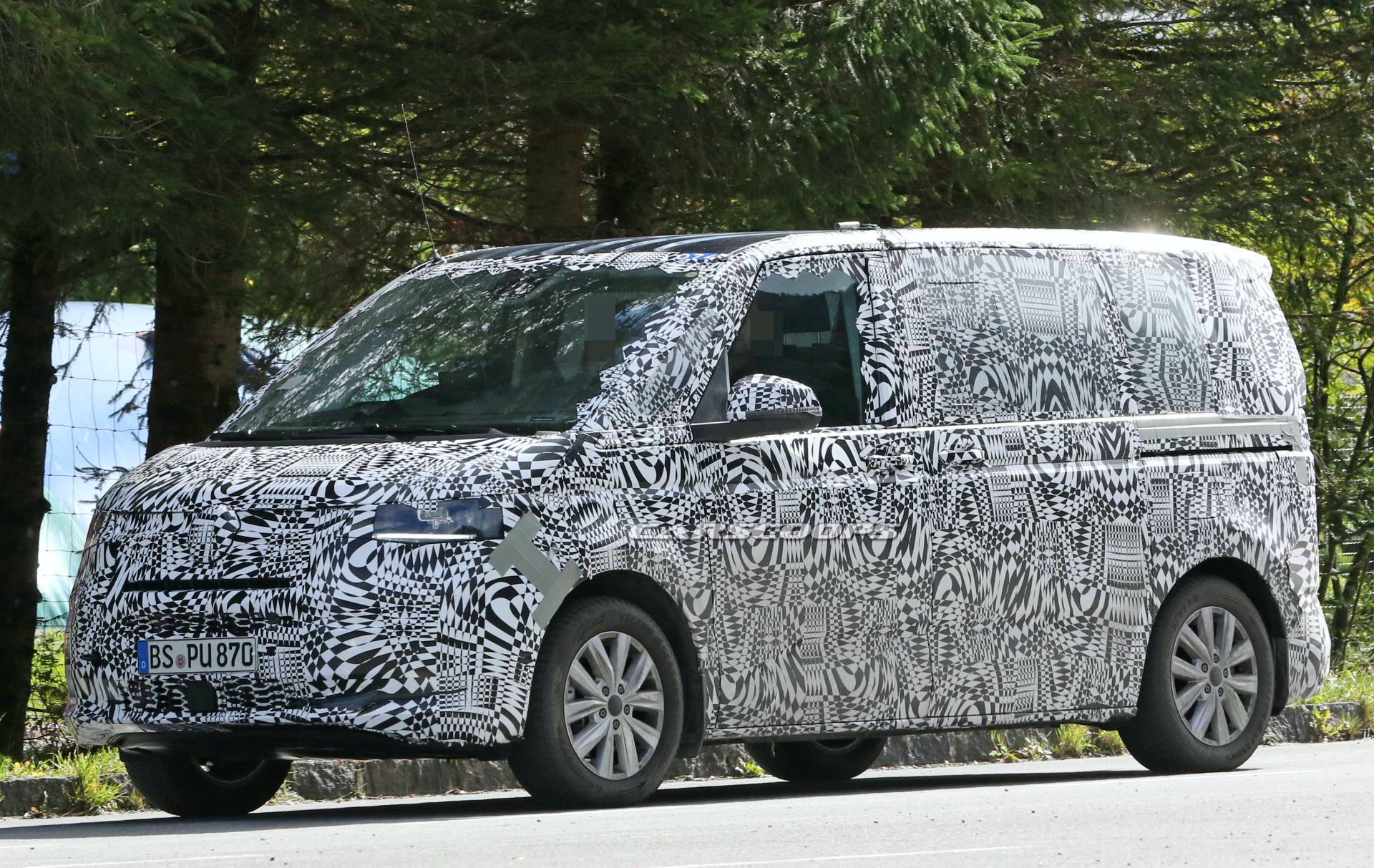 2020 VW T7 Multivan Spied, Will Reportedly Be Based On MQB Platform