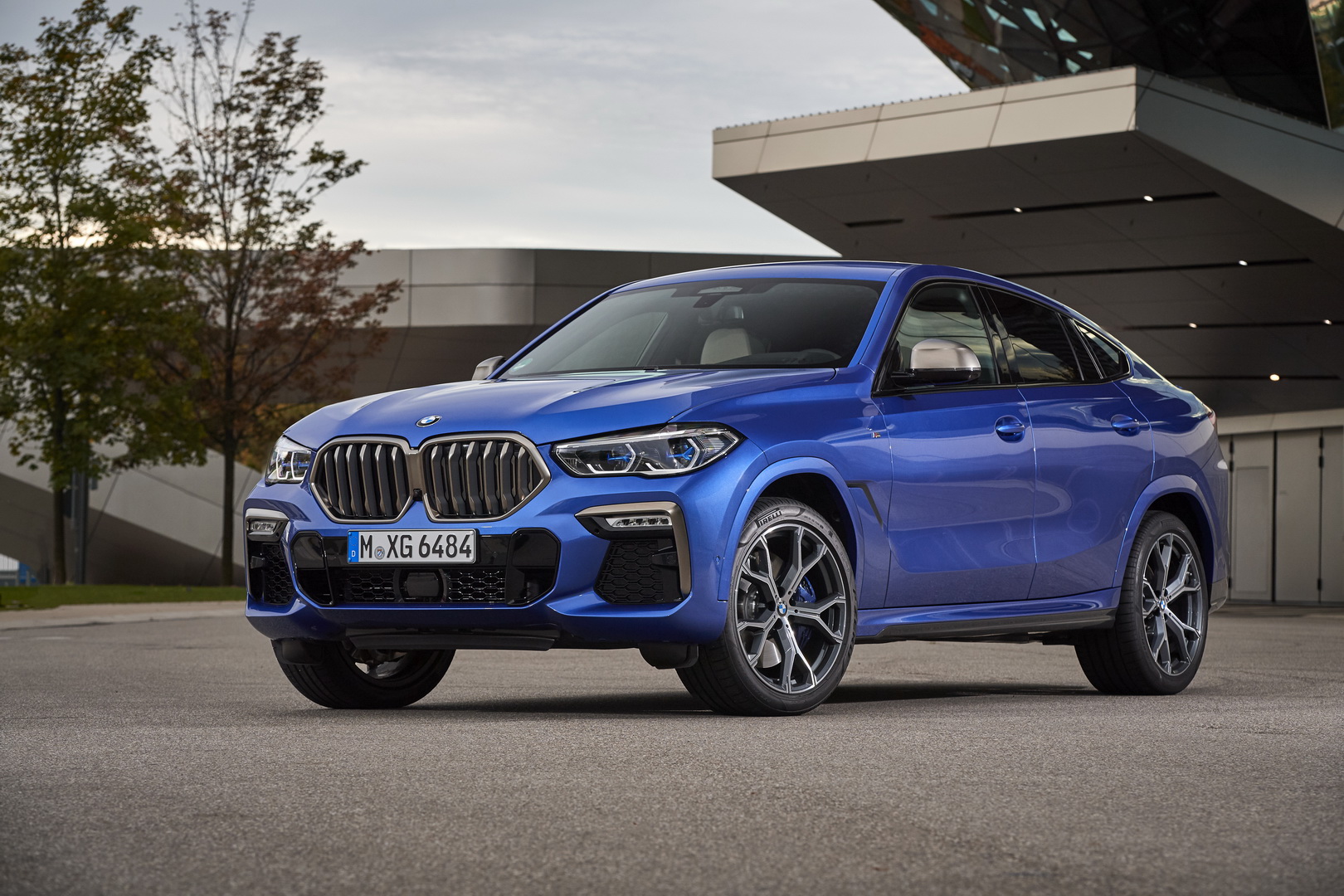 BMW Wants You To Explore Every Detail Of The New X6 In 102 Images