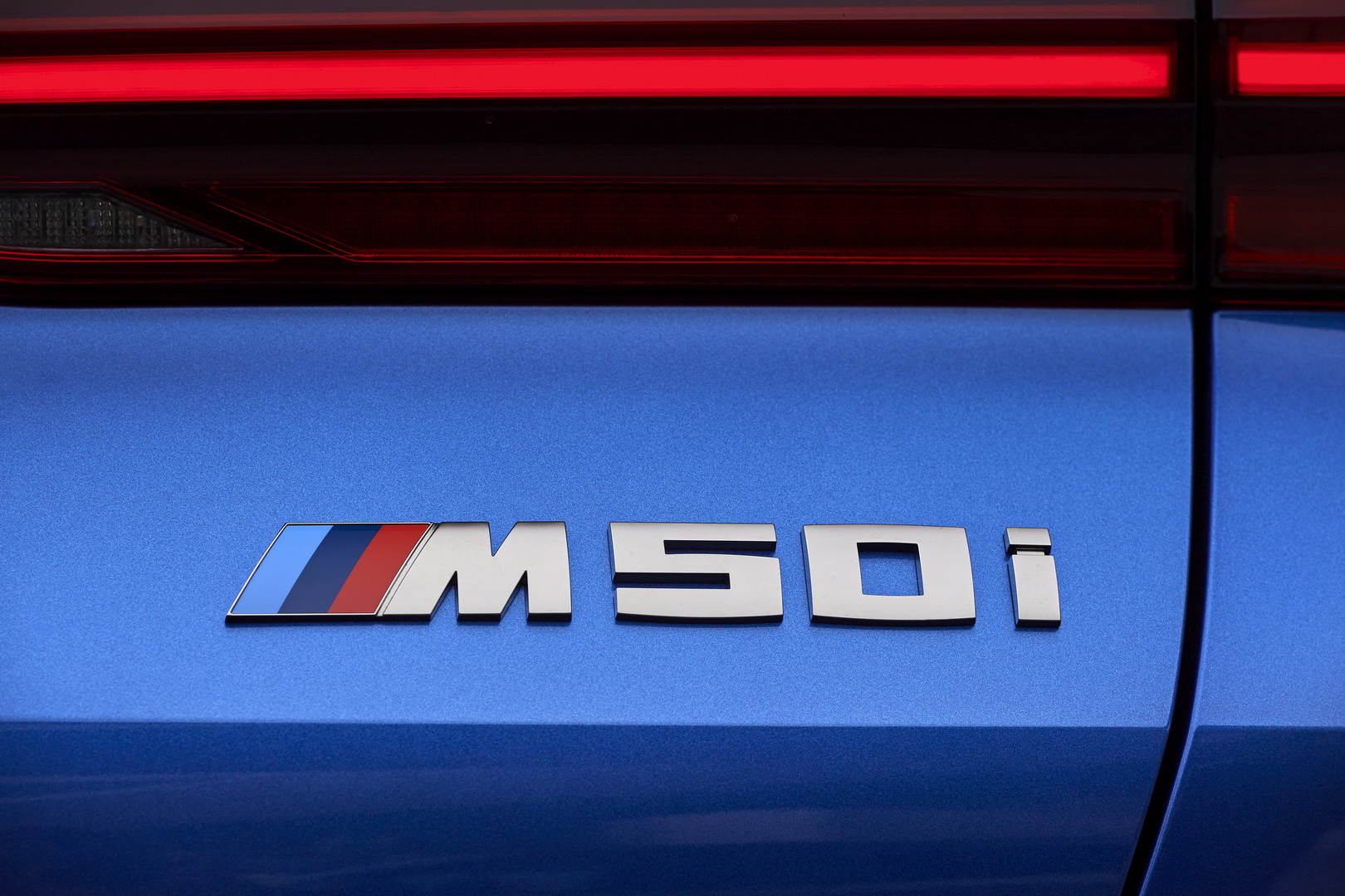 BMW Wants You To Explore Every Detail Of The New X6 In 102 Images