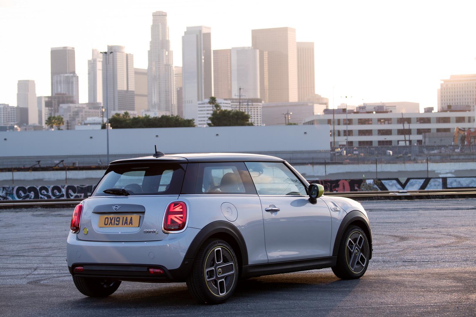 Electric 2020 Mini Cooper SE Starts Under $30k, But You Could Get It As Low As $17,900