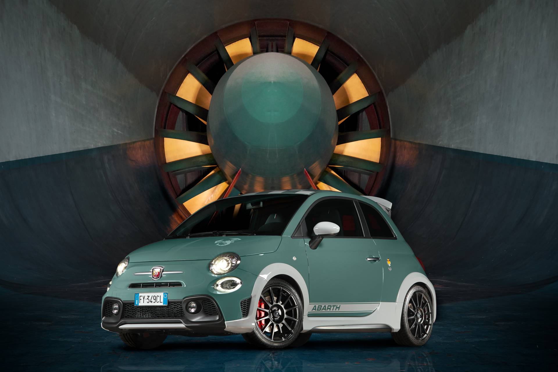 Abarth 695 70° Anniversario Limited Edition Coming To Australia