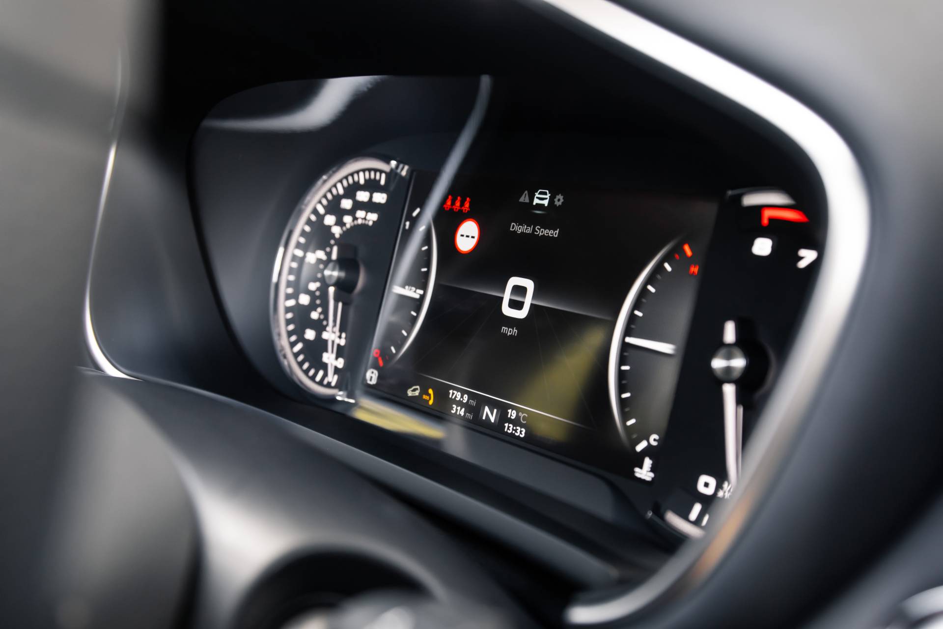 2020 MG HS Compact SUV Reaches UK Shores After Long Voyage From China