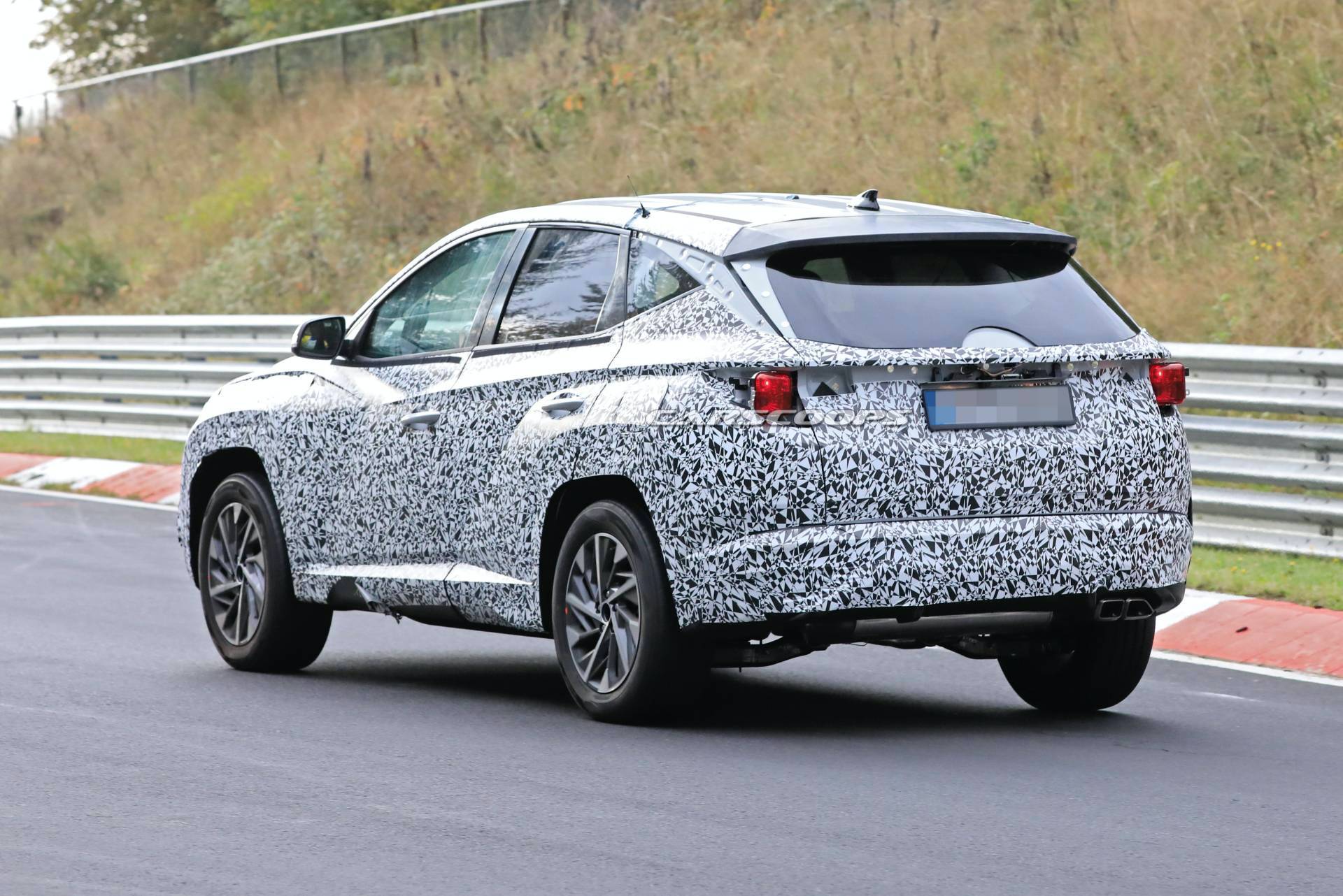 2021 Hyundai Tucson Starts Dropping Camo, Revealing Funky Grille