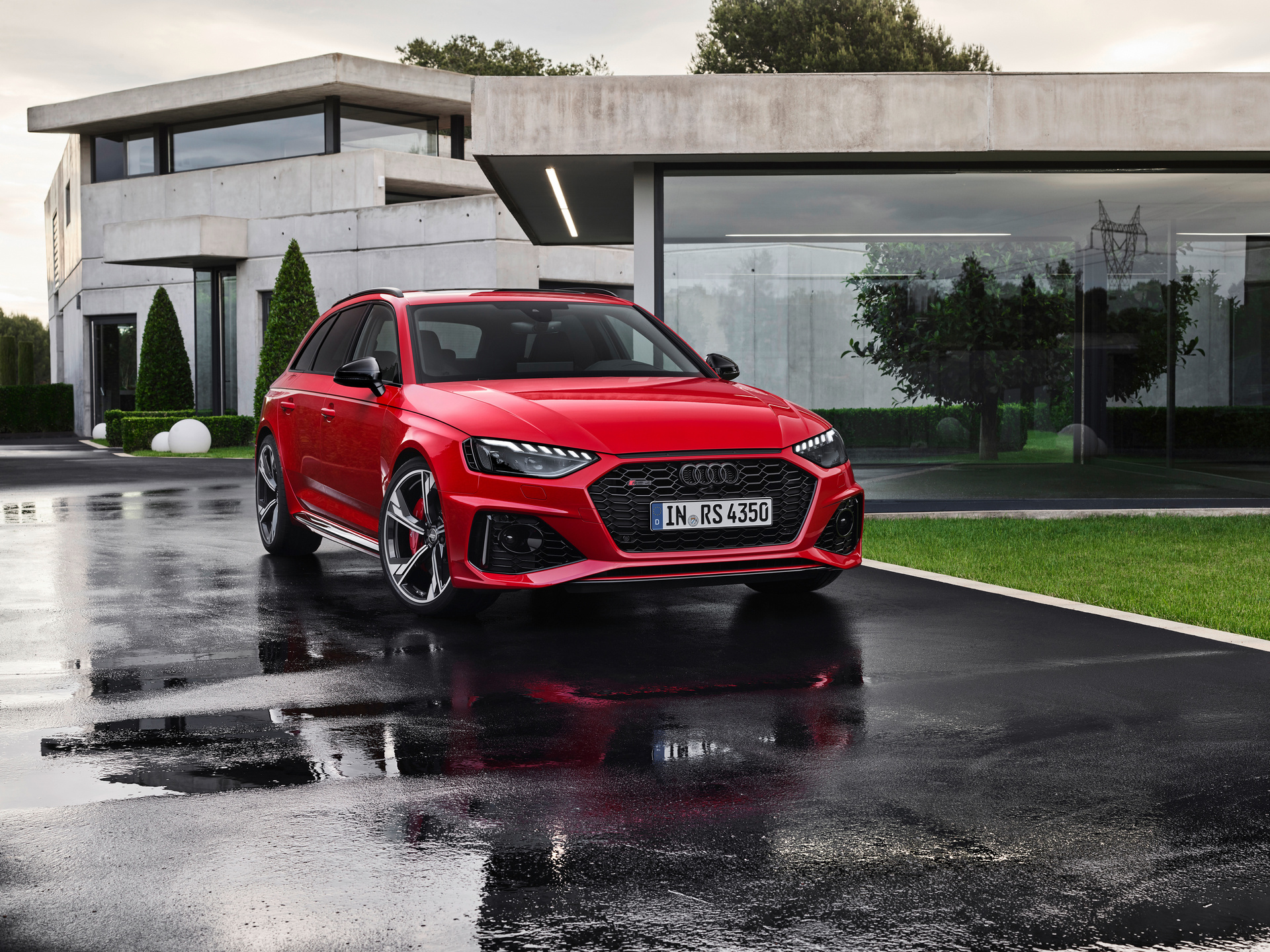 Facelifted 2020 Audi RS4 Avant Launches With Its Big Brother’s Looks