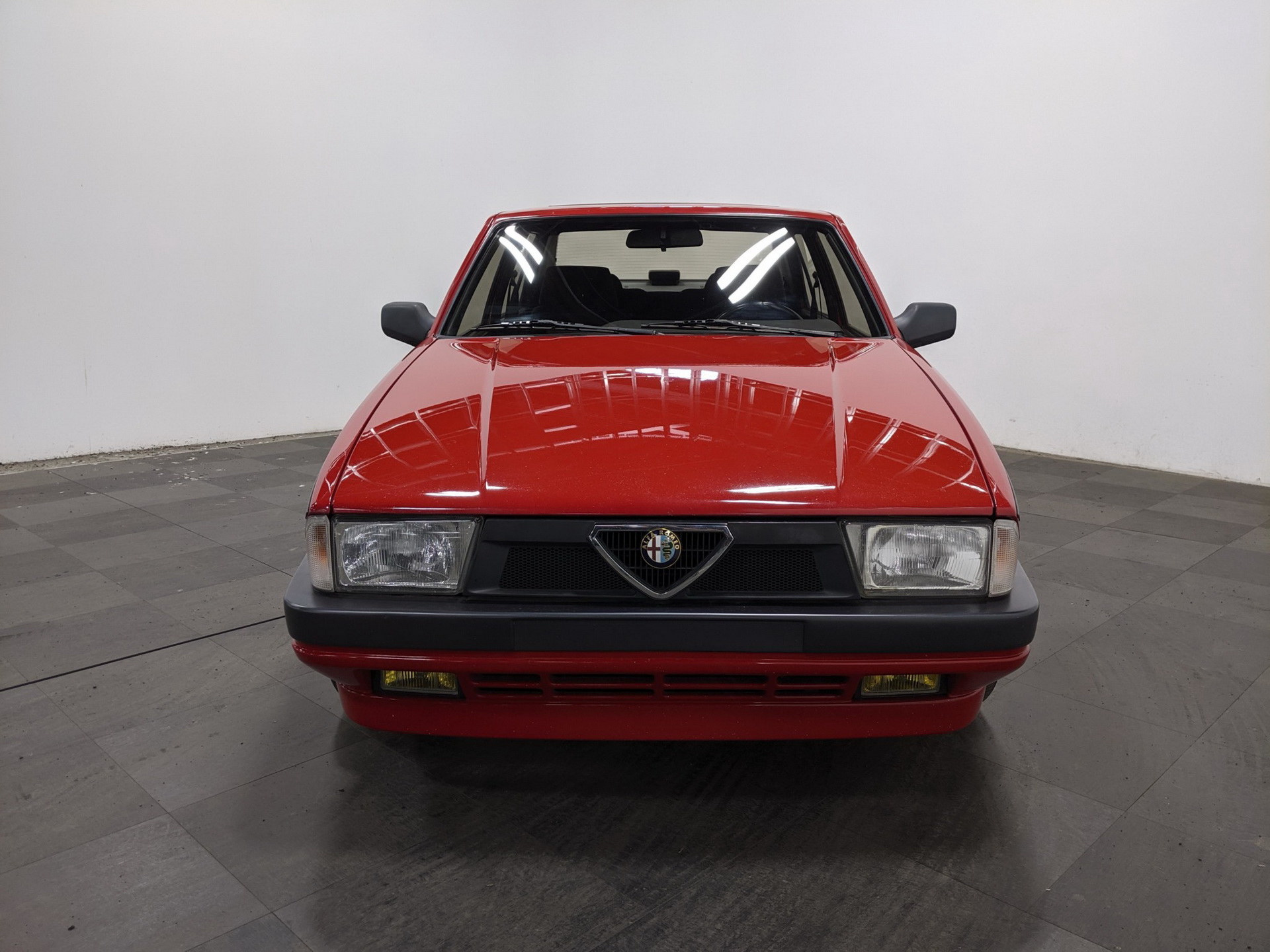 This 1988 Alfa Romeo Milano Verde V6 Can Help You Earn Your Petrolhead Stripes