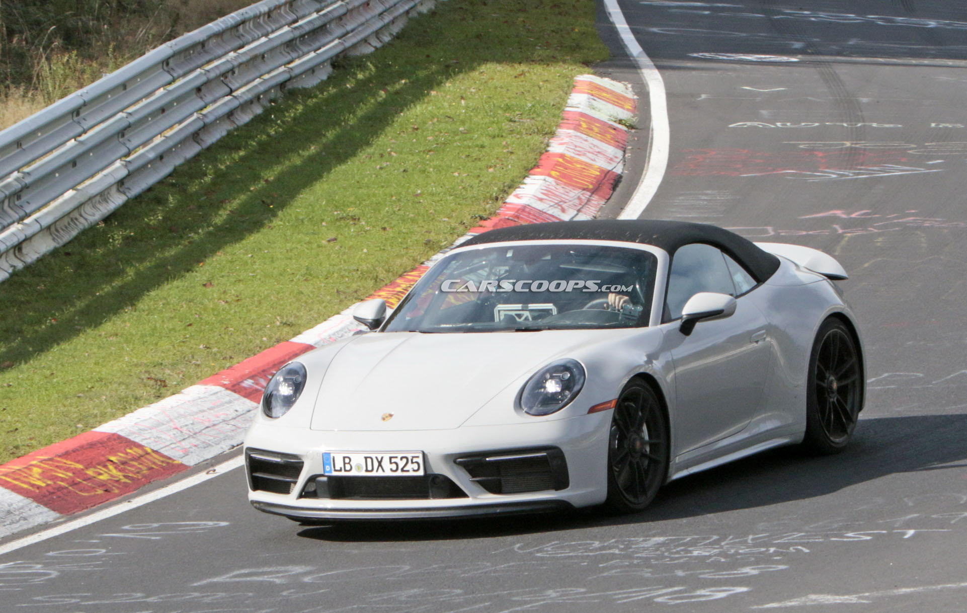 2020 Porsche 911 GTS Cabriolet Spied Camouflage-Free (Again), Looks Good