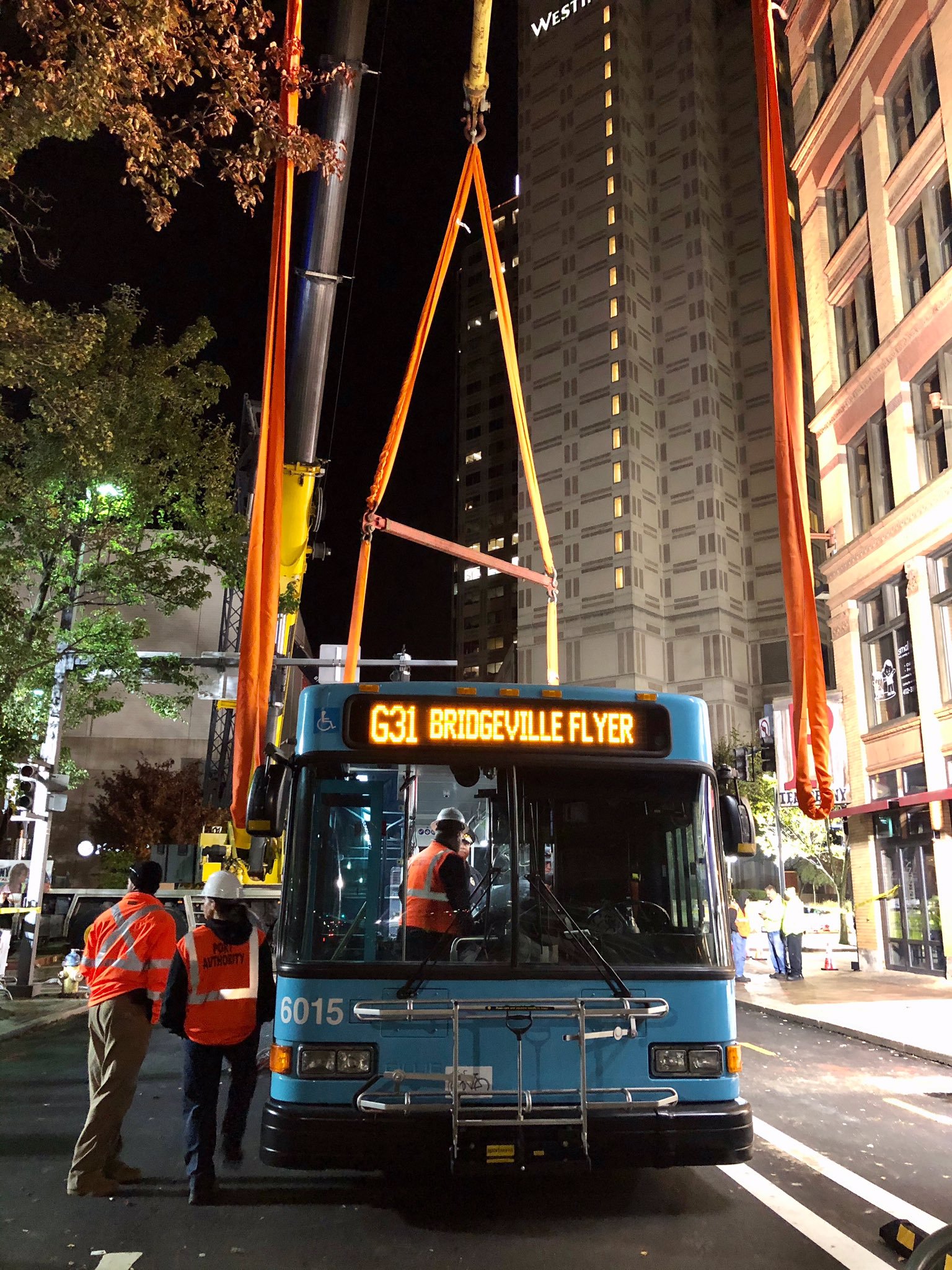 A Giant Sinkhole Swallowed A Bus In Pittsburgh, Munched On A Kia Too