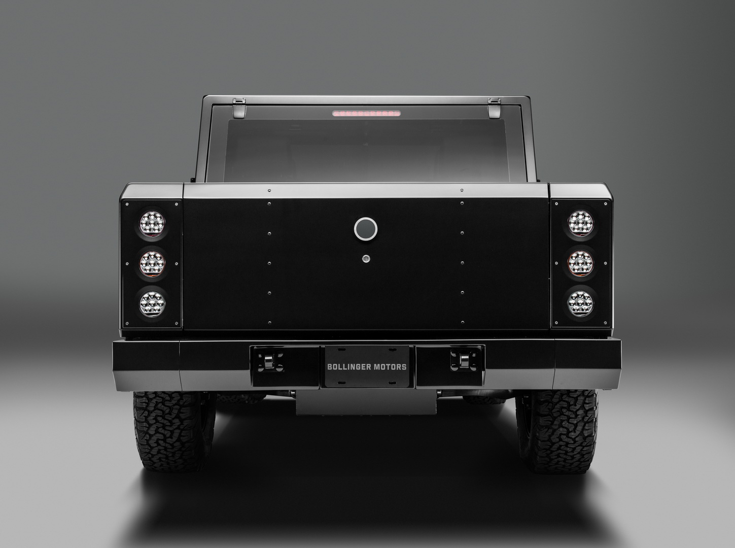 Bollinger’s All-Electric B1 SUV And B2 Pickup Want To Be The Eco-Conscious Warriors Hummer Never Was