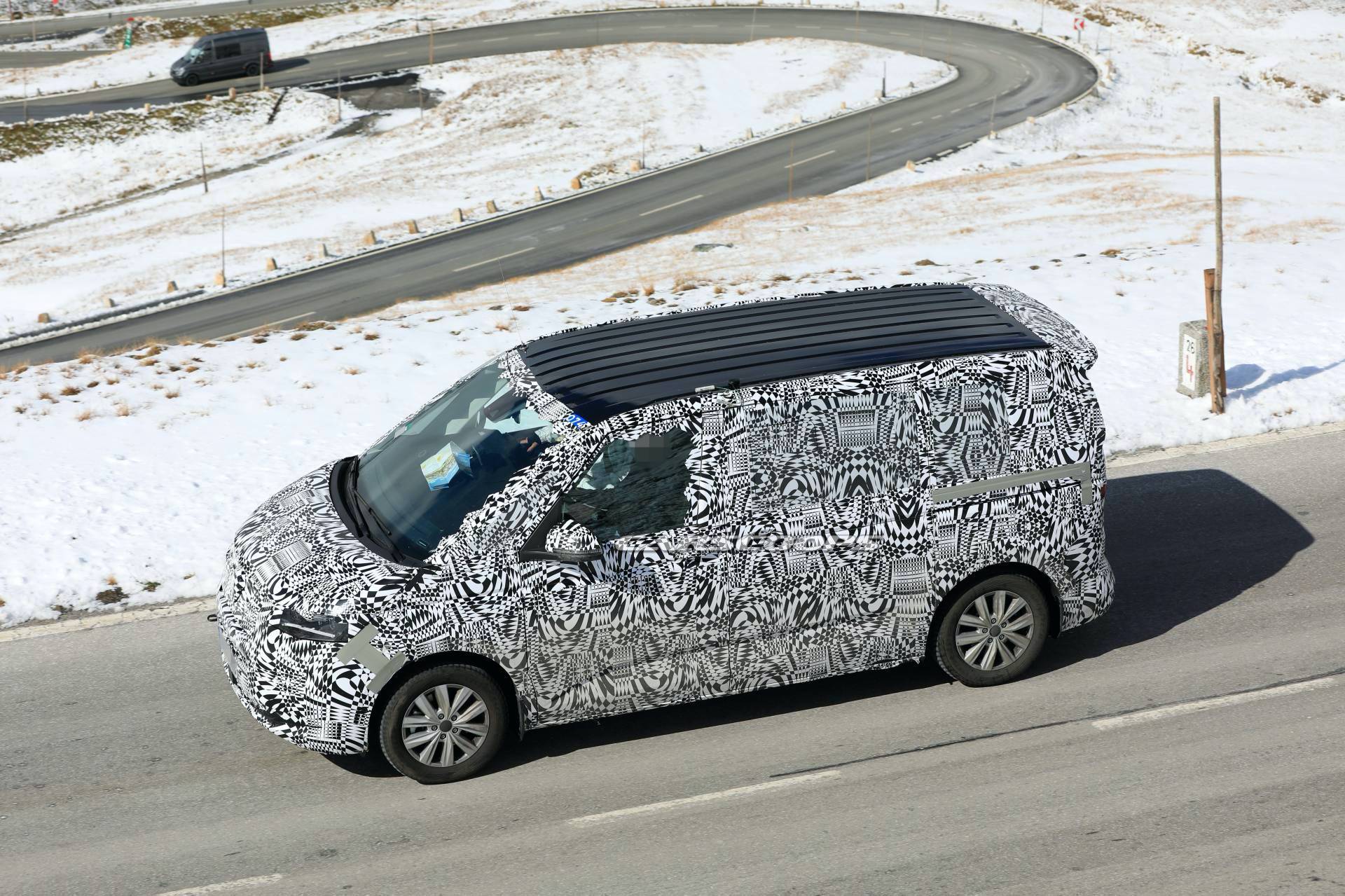 2020 VW T7 Multivan Spied, Will Reportedly Be Based On MQB Platform