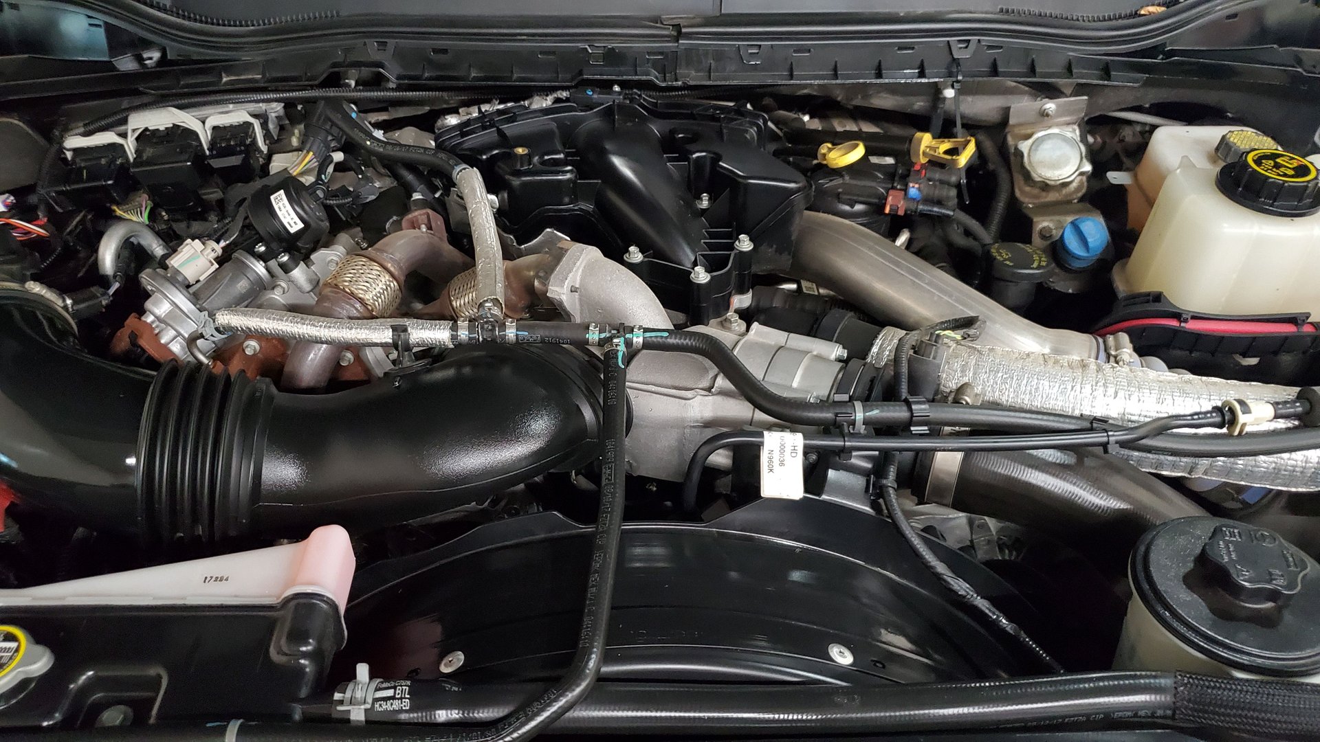 Deep Down, You Know You Want This Ford F-550 Super Duty 6×6 ‘Indomitus’