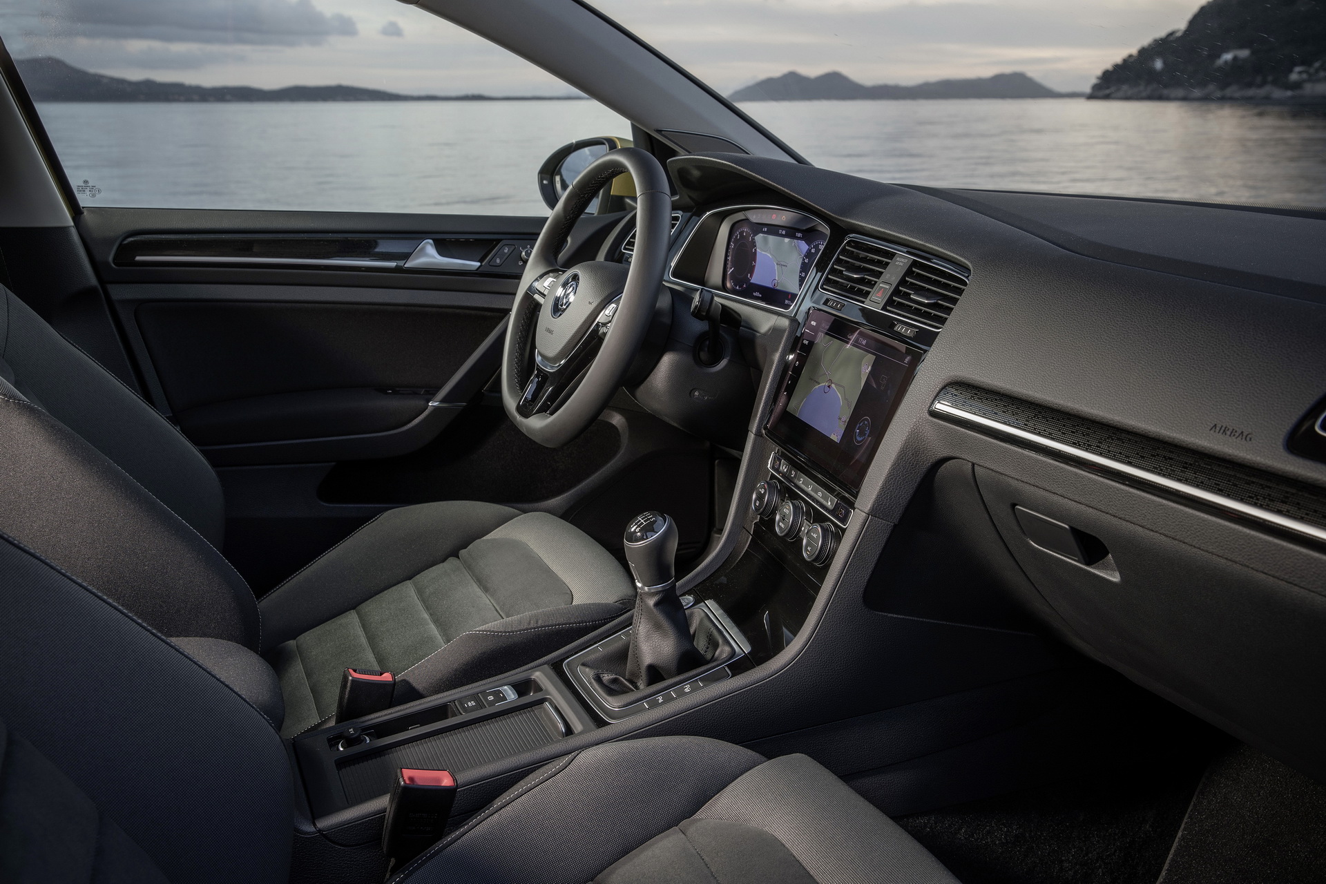 VW Golf Countdown: 2012-2019 Mk7 Did Its Best To Stay Ahead Of The Competition