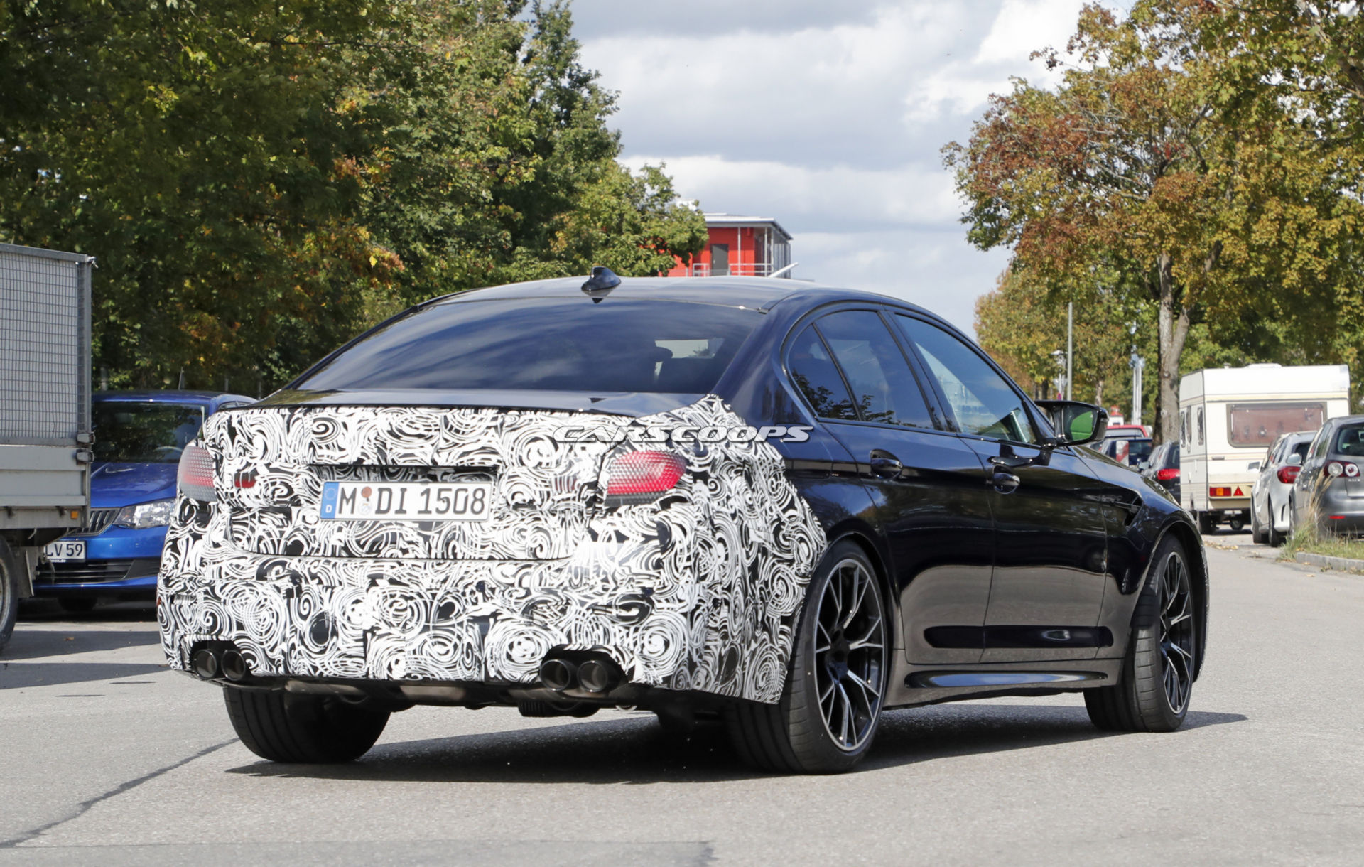 2021 BMW M5 Facelift Spied Right Next To Current Model: Can You Tell The Differences?