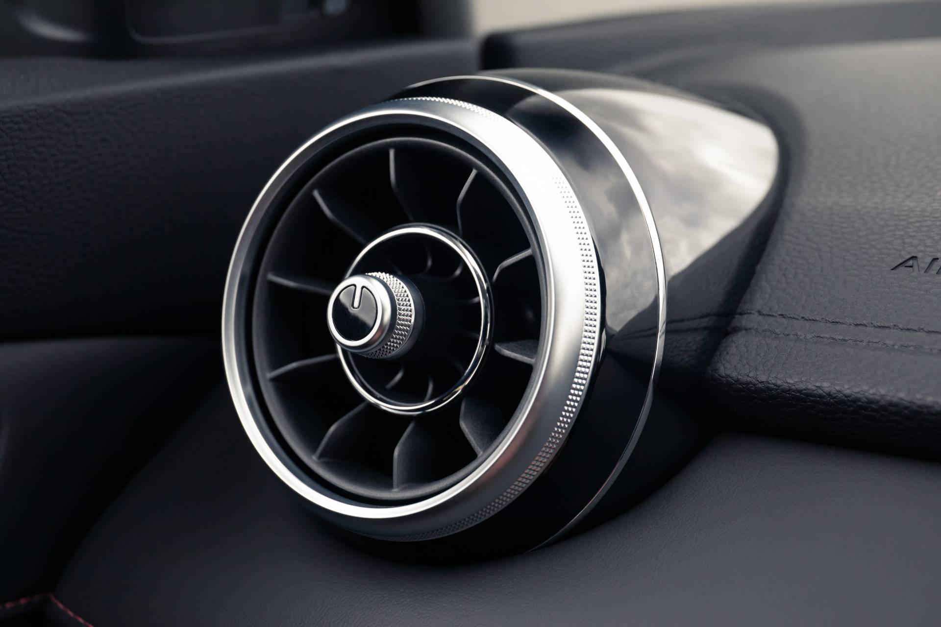 2020 MG HS Compact SUV Reaches UK Shores After Long Voyage From China