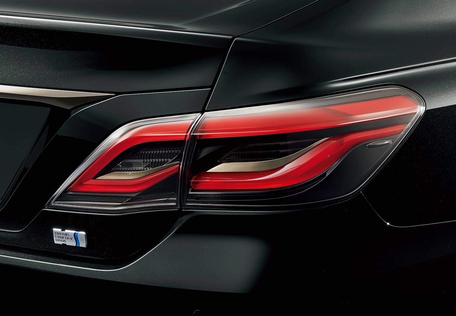 JDM Gem: Toyota Gives Crown Luxury Sedan A Mature “Sport Style” Treatment