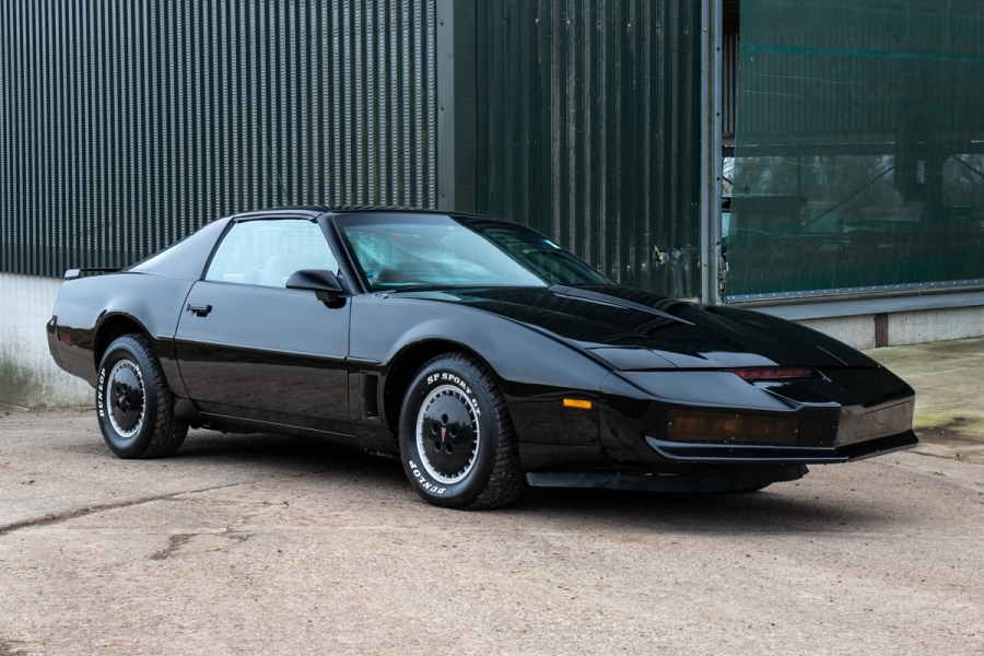 Relive Your Childhood Fantasies With This Pontiac Trans Am KITT Replica