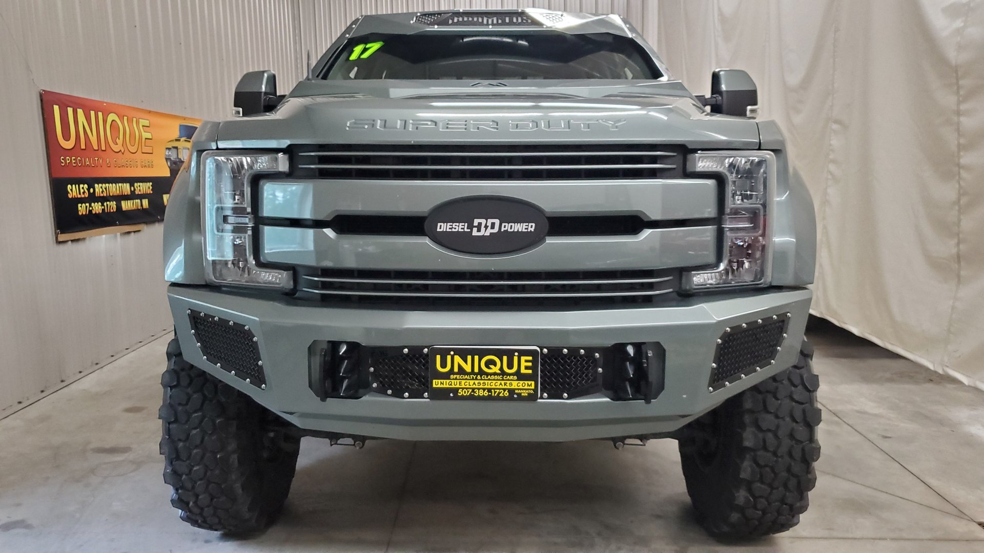 Deep Down, You Know You Want This Ford F-550 Super Duty 6×6 ‘Indomitus’