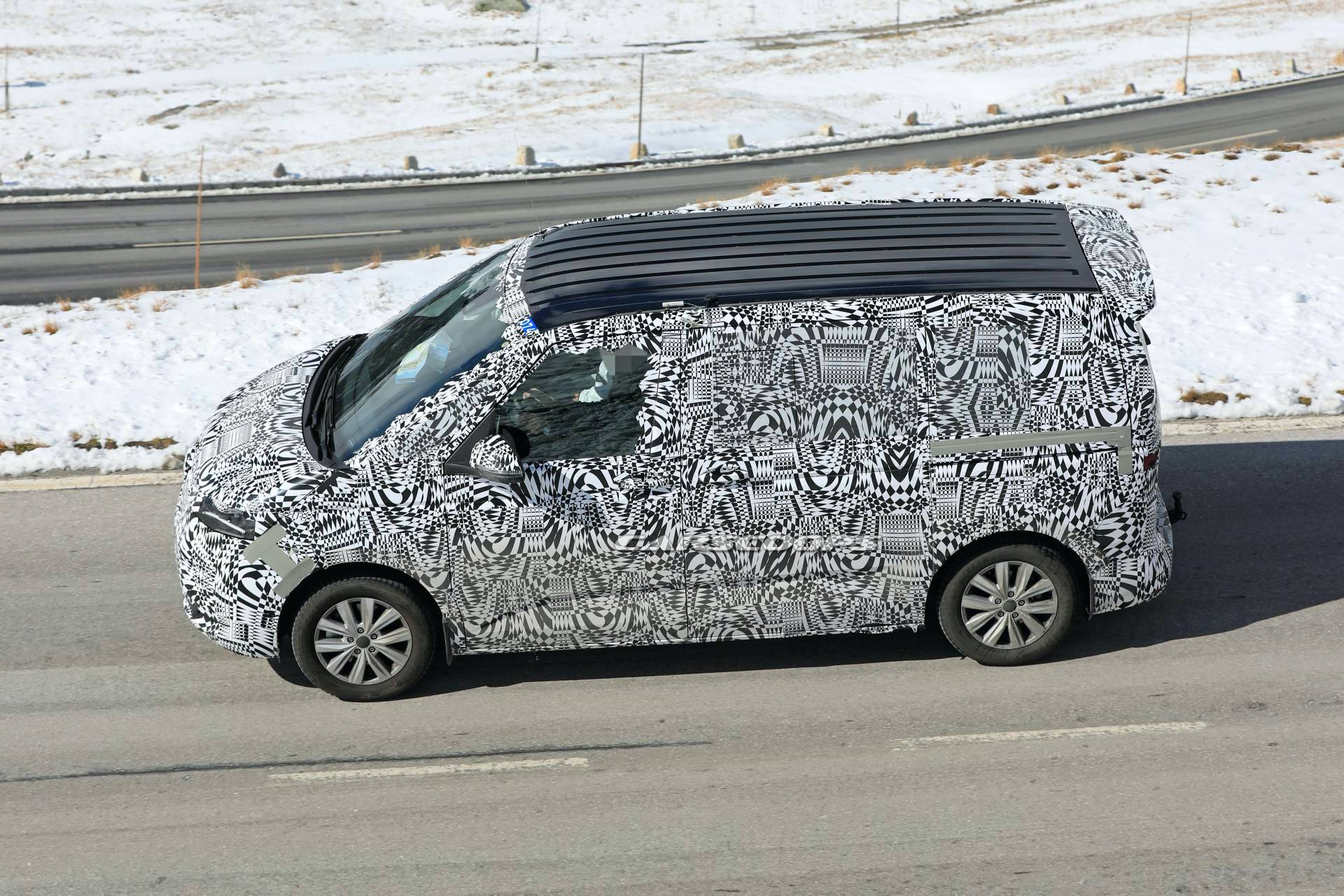 2020 VW T7 Multivan Spied, Will Reportedly Be Based On MQB Platform