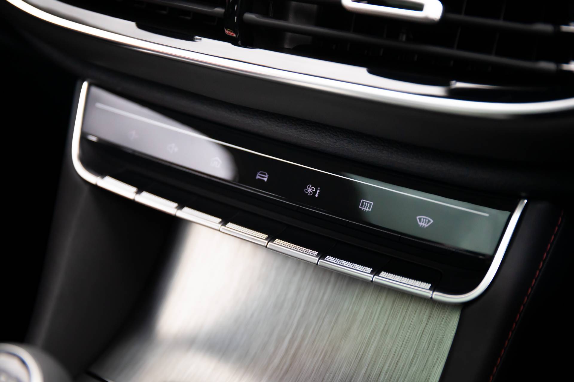 2020 MG HS Compact SUV Reaches UK Shores After Long Voyage From China