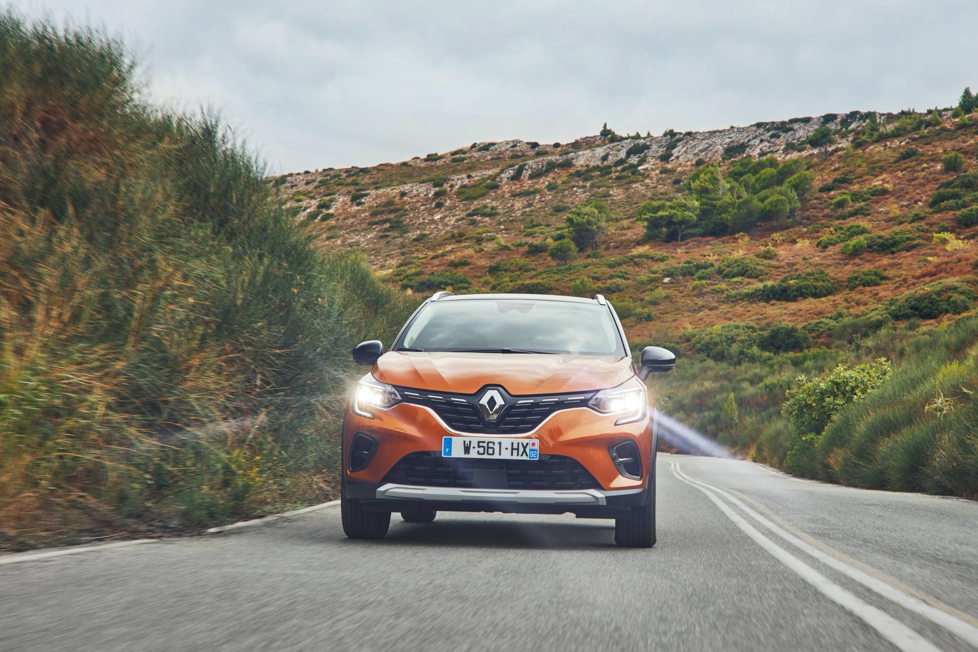 2020 Renault Captur Vies For European Supremacy, Stars In Huge Gallery