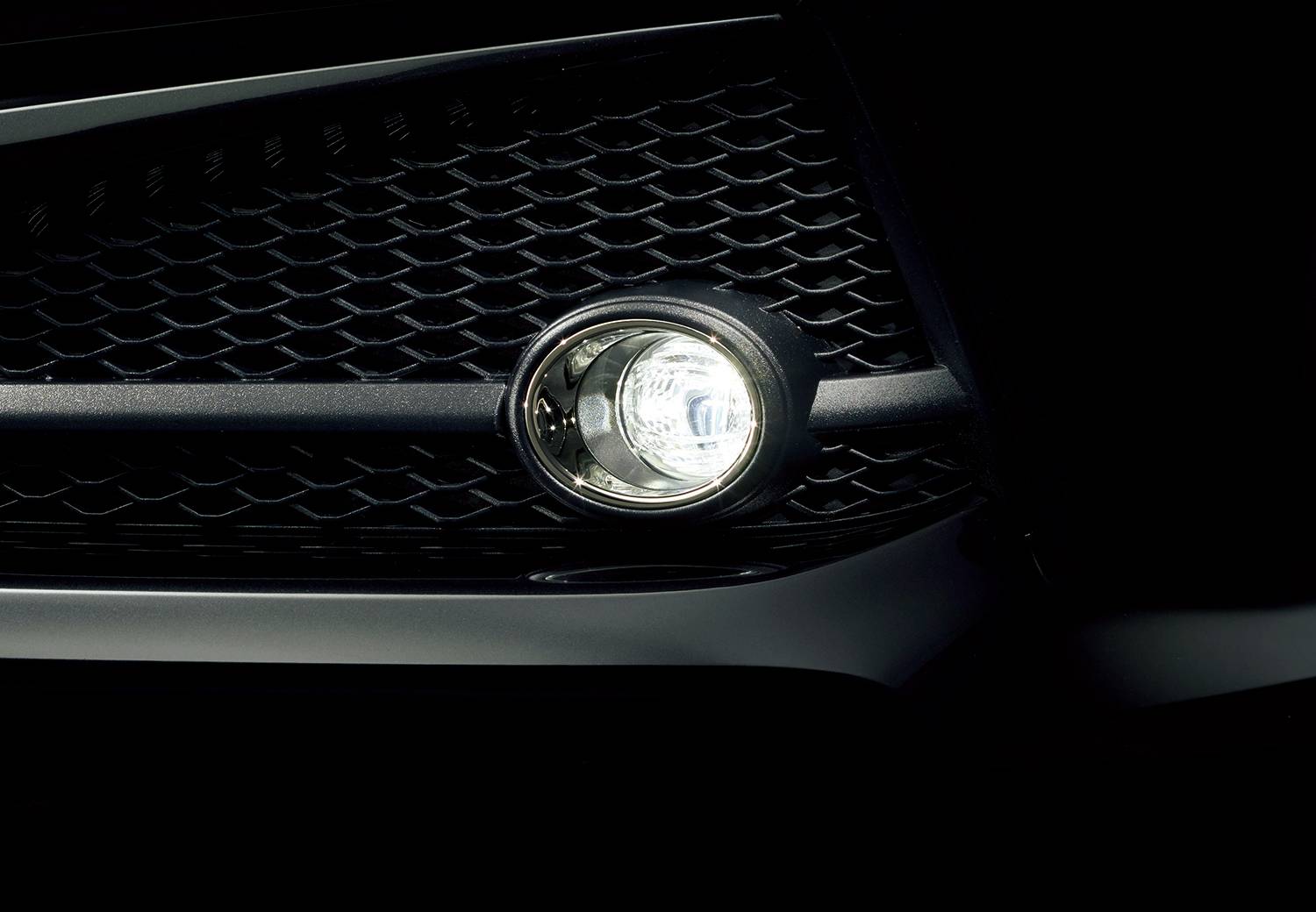 JDM Gem: Toyota Gives Crown Luxury Sedan A Mature “Sport Style” Treatment