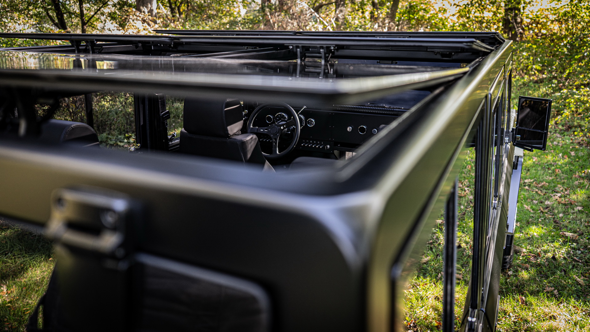 Bollinger’s All-Electric B1 SUV And B2 Pickup Want To Be The Eco-Conscious Warriors Hummer Never Was