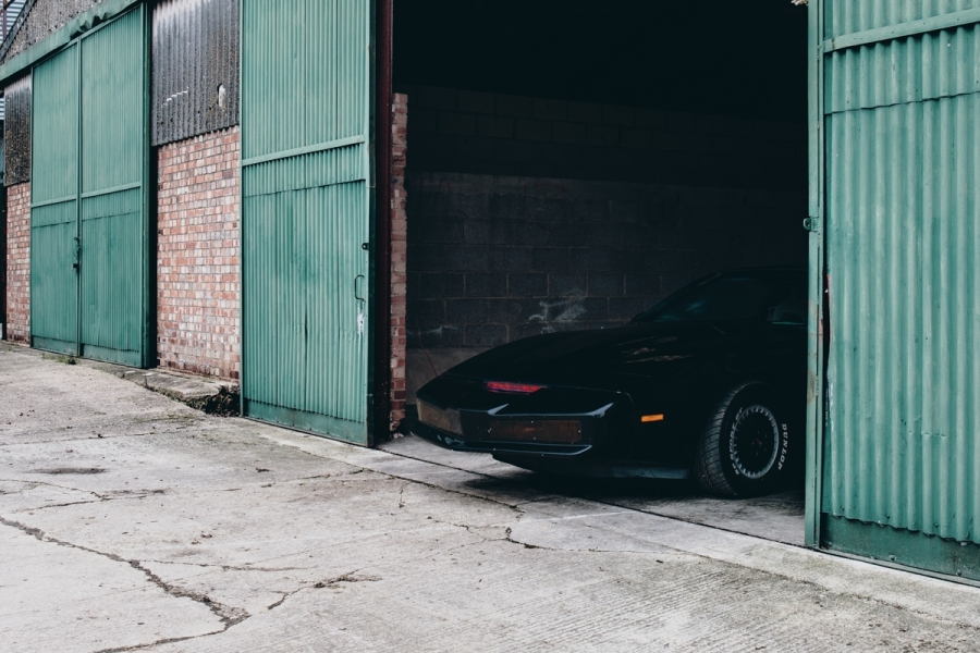 Relive Your Childhood Fantasies With This Pontiac Trans Am KITT Replica