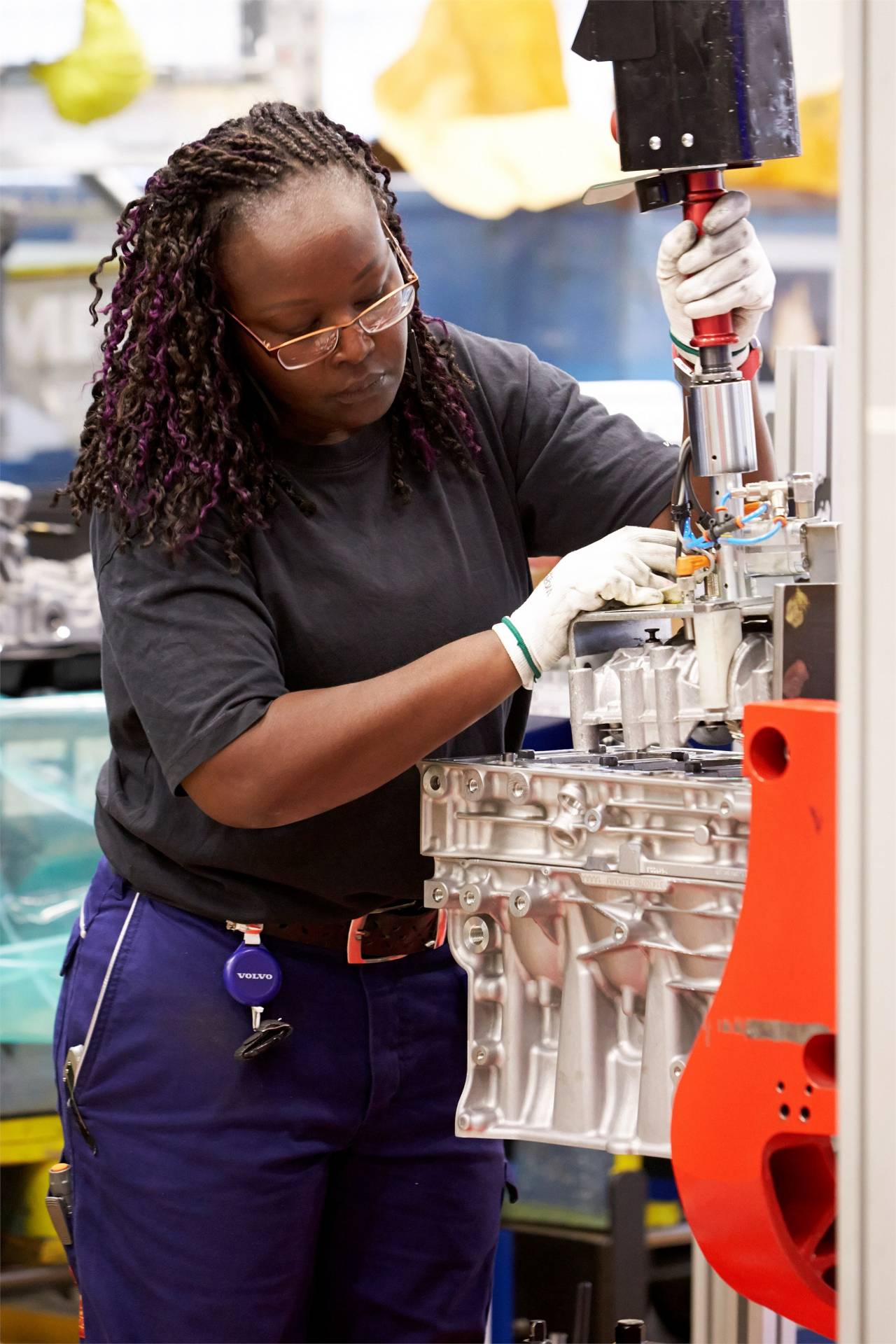 Volvo And Geely To Merge Internal Combustion Engine Operations