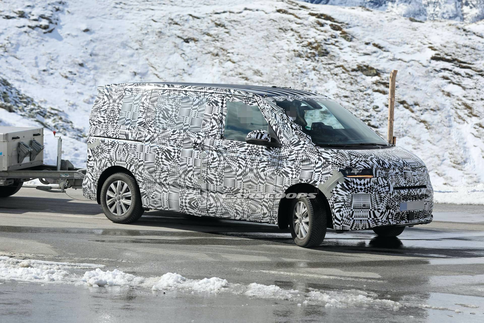 2020 VW T7 Multivan Spied, Will Reportedly Be Based On MQB Platform