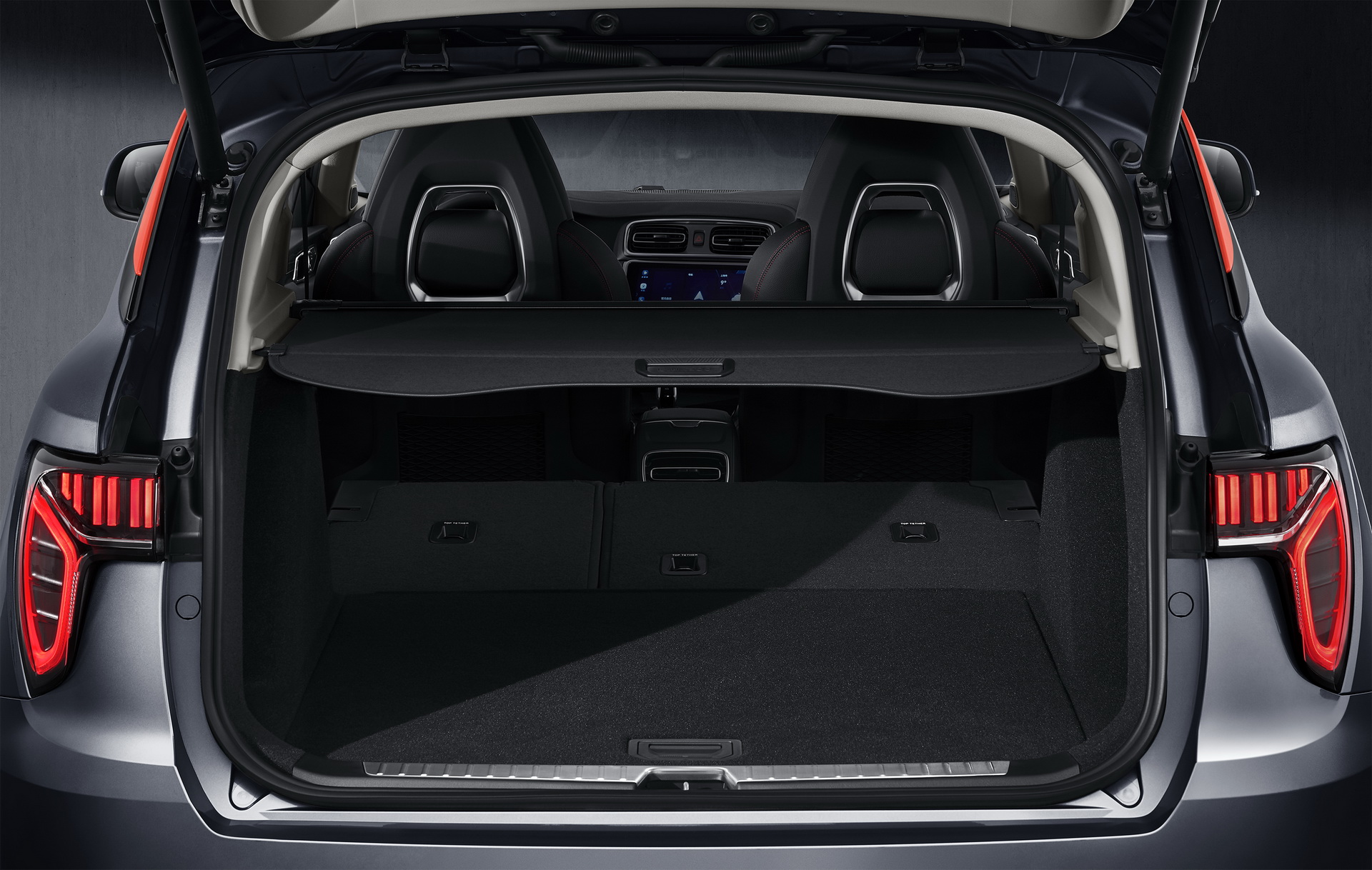 Lynk & Co Picks Amsterdam For Its European Debut Because They Don’t Like Cars There