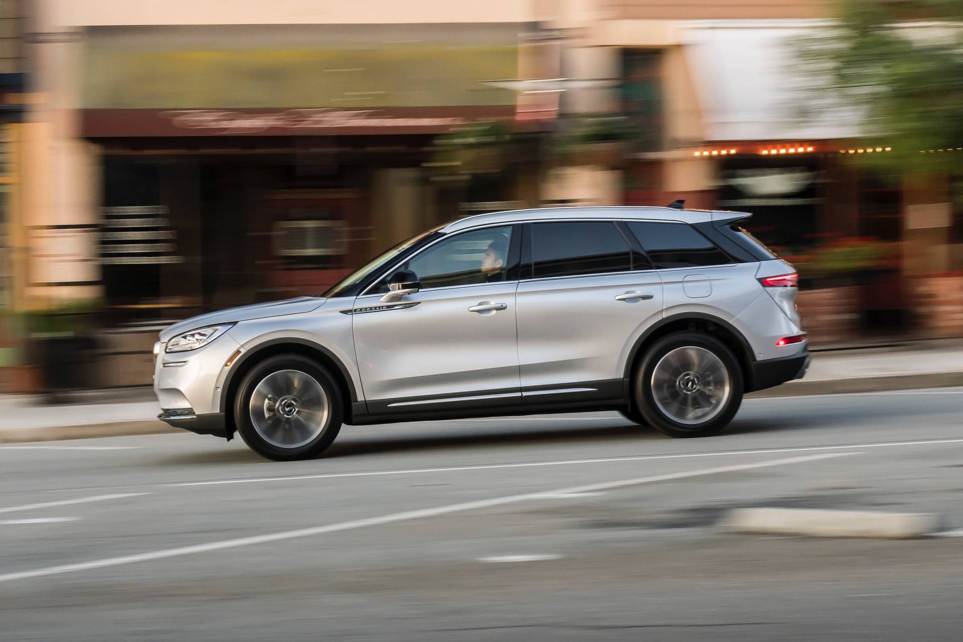 Lincoln Shows Us More Of The 2020 Corsair In 99 New Photos