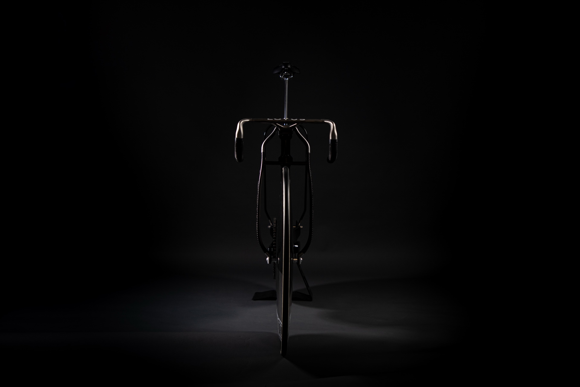 Lotus Designs Innovative Track Bike With Unique Front Fork