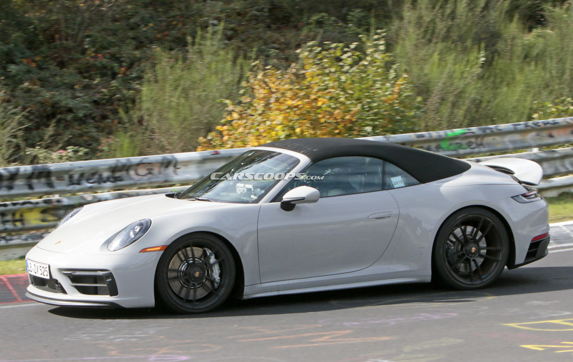 2020 Porsche 911 GTS Cabriolet Spied Camouflage-Free (Again), Looks Good