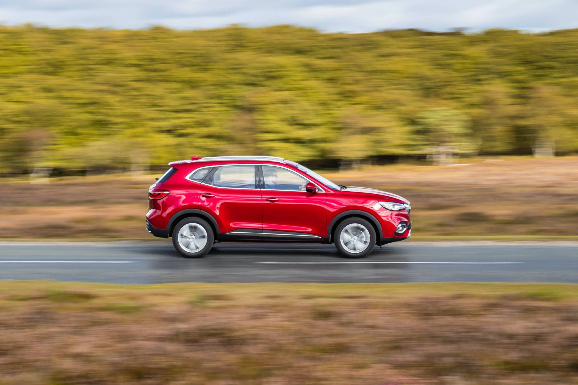 2020 MG HS Compact SUV Reaches UK Shores After Long Voyage From China