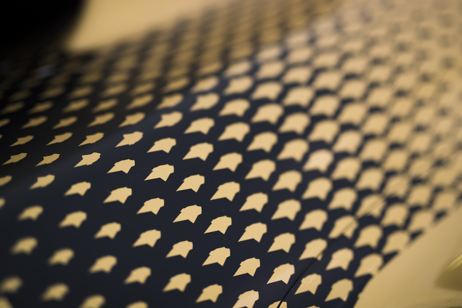 DS E-TENSE FE20 Formula E Car Shows Its New Black & Gold Livery