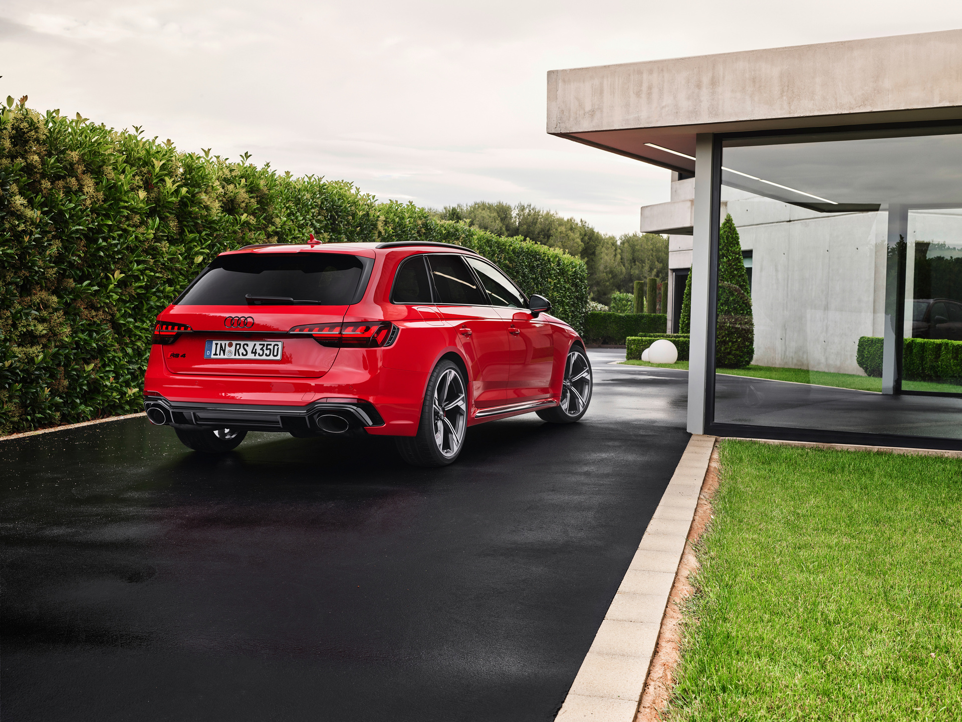 Facelifted 2020 Audi RS4 Avant Launches With Its Big Brother’s Looks