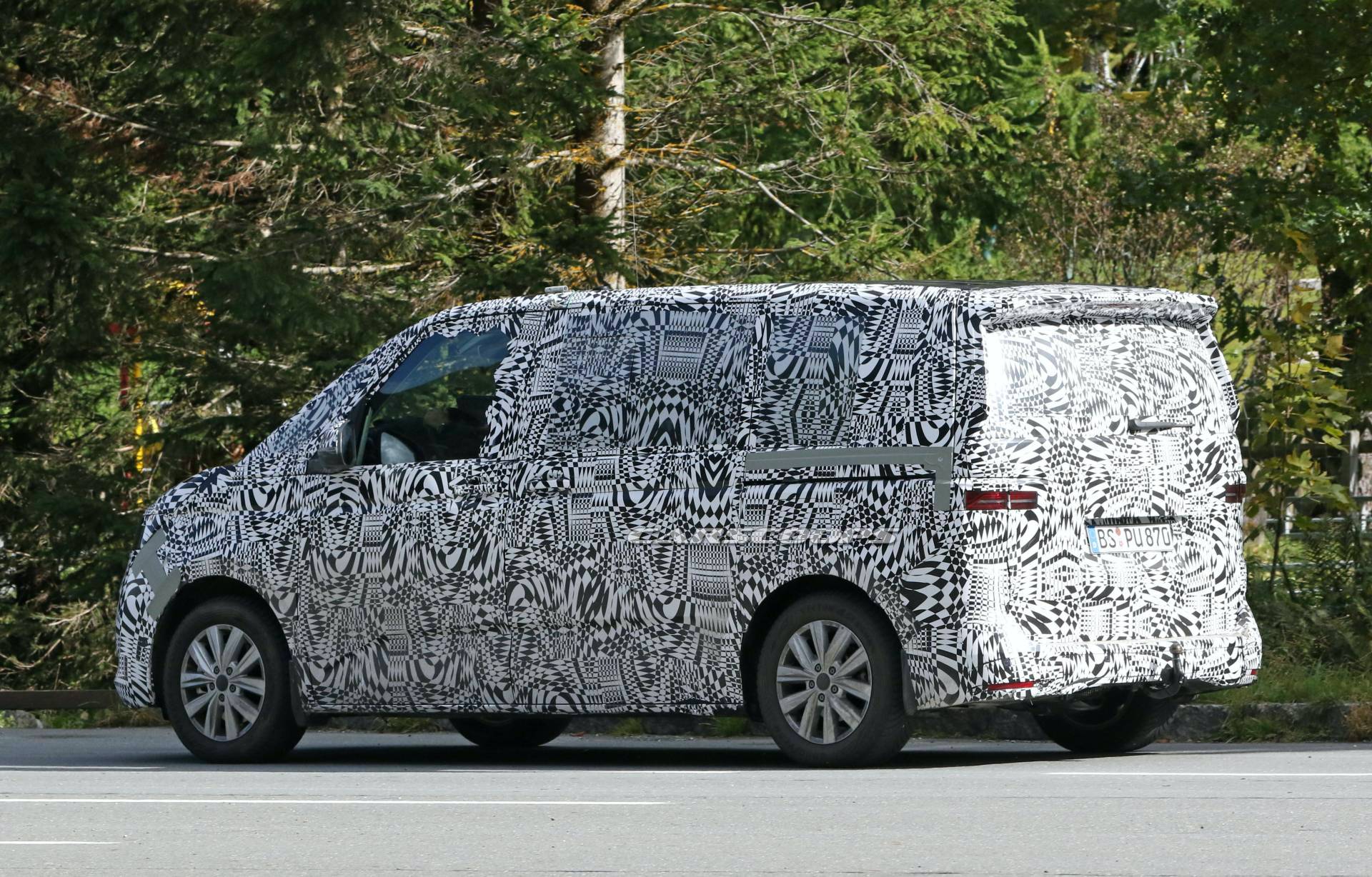 2020 VW T7 Multivan Spied, Will Reportedly Be Based On MQB Platform
