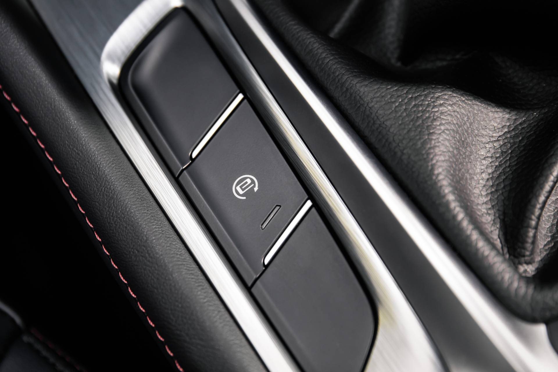 2020 MG HS Compact SUV Reaches UK Shores After Long Voyage From China