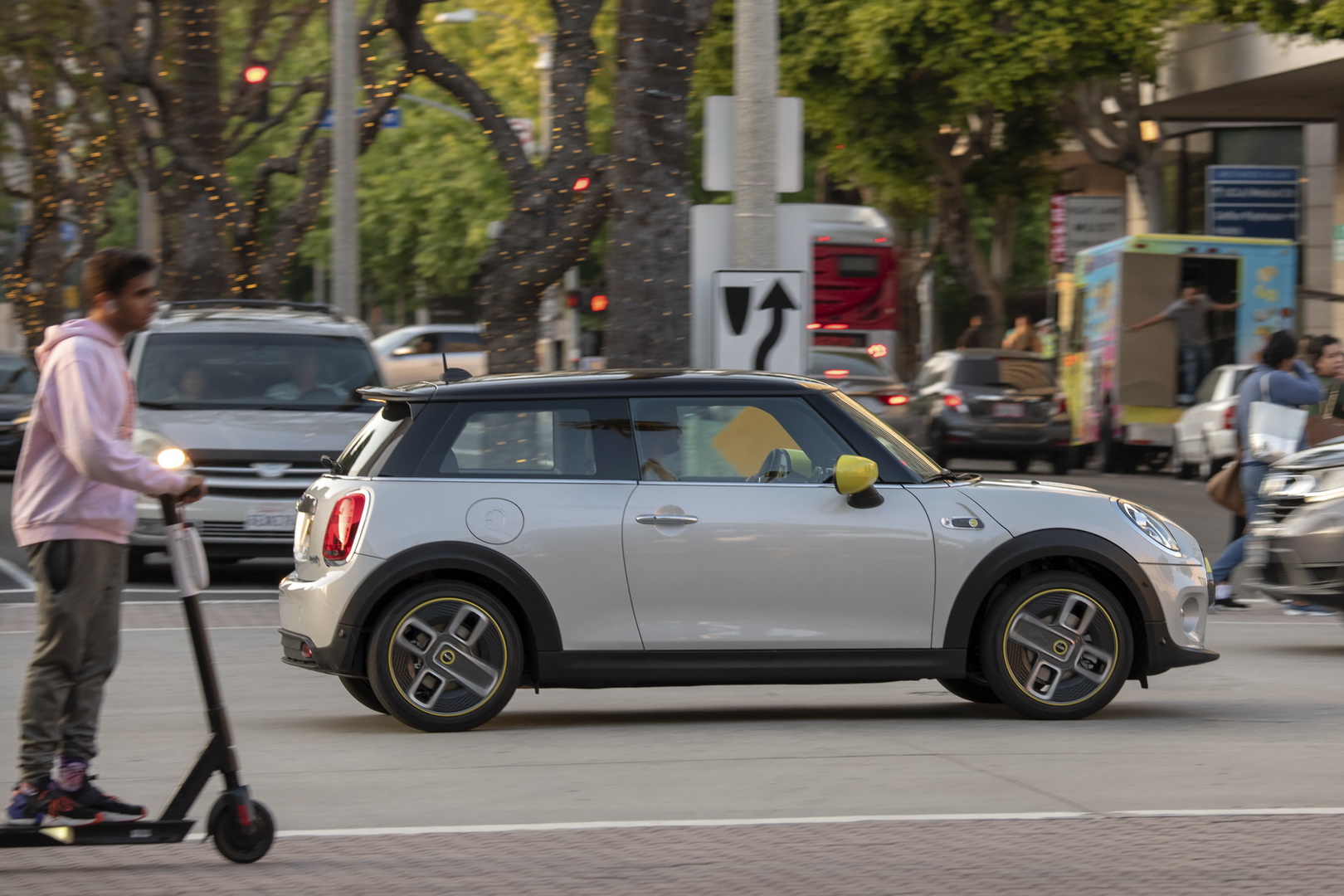 Electric 2020 Mini Cooper SE Starts Under $30k, But You Could Get It As Low As $17,900