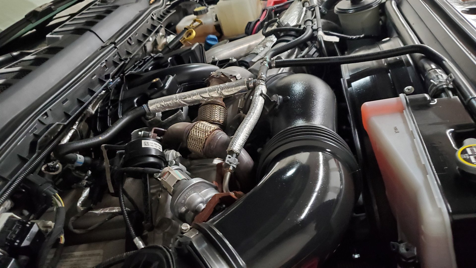 Deep Down, You Know You Want This Ford F-550 Super Duty 6×6 ‘Indomitus’