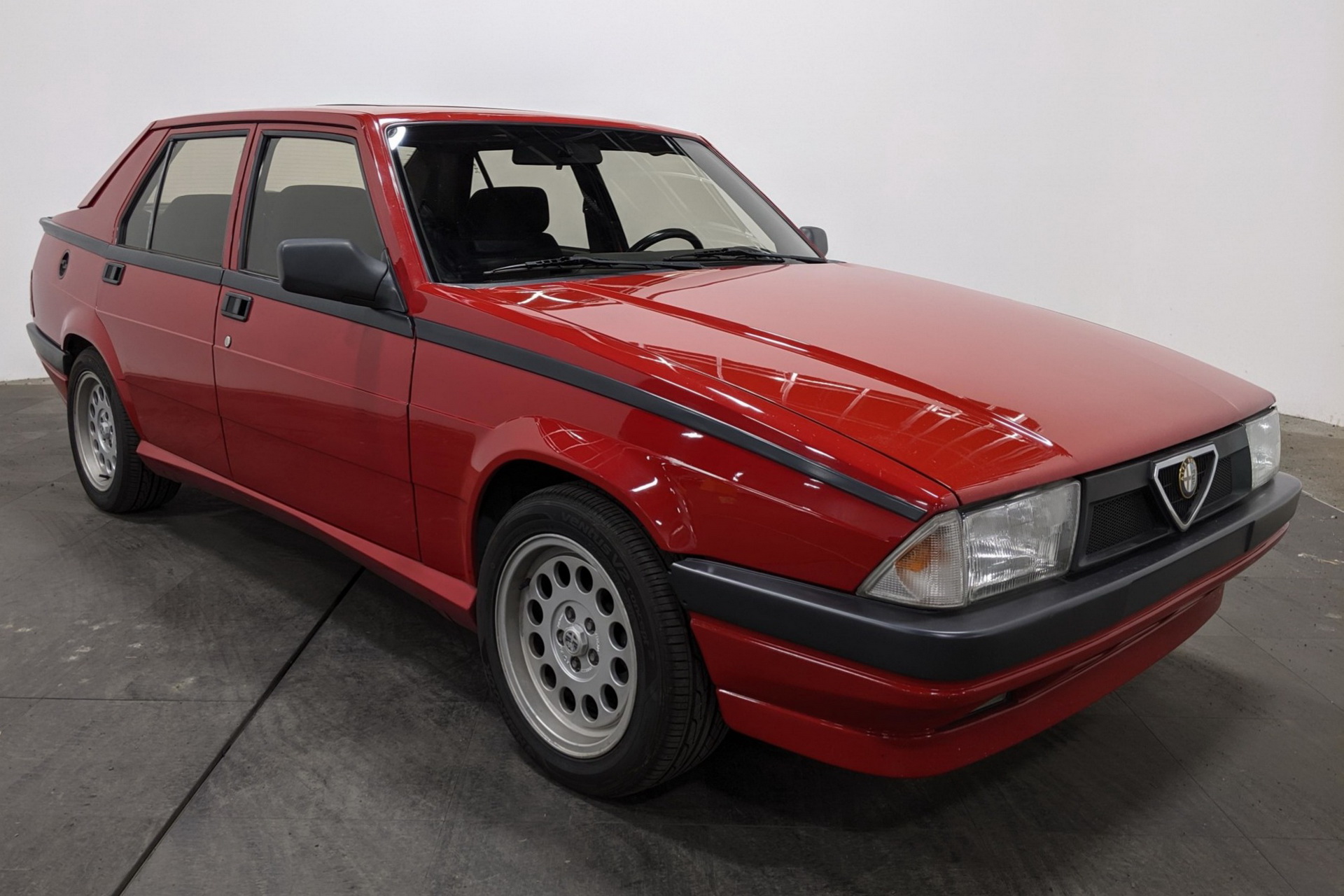 This 1988 Alfa Romeo Milano Verde V6 Can Help You Earn Your Petrolhead Stripes