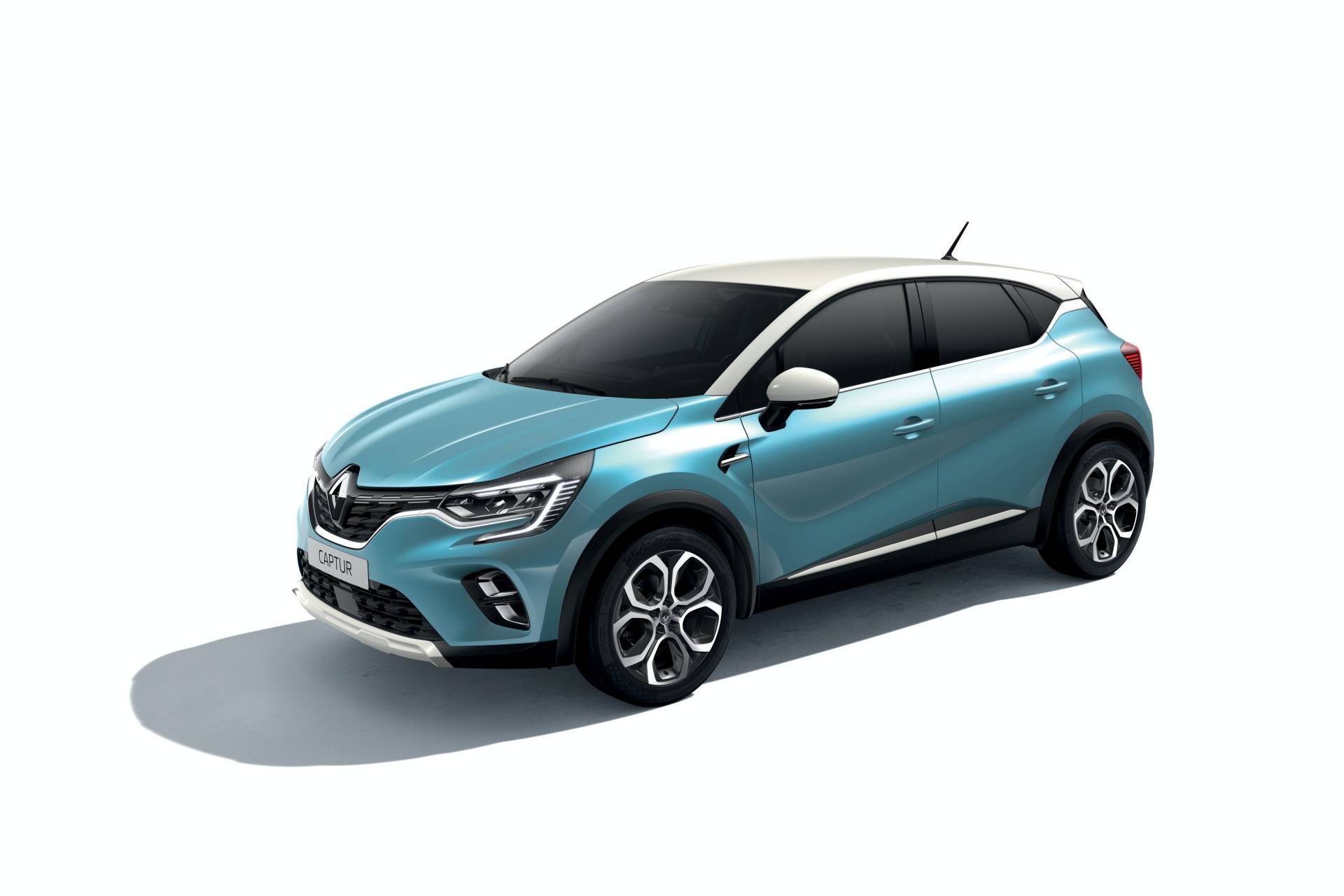 2020 Renault Captur Vies For European Supremacy, Stars In Huge Gallery