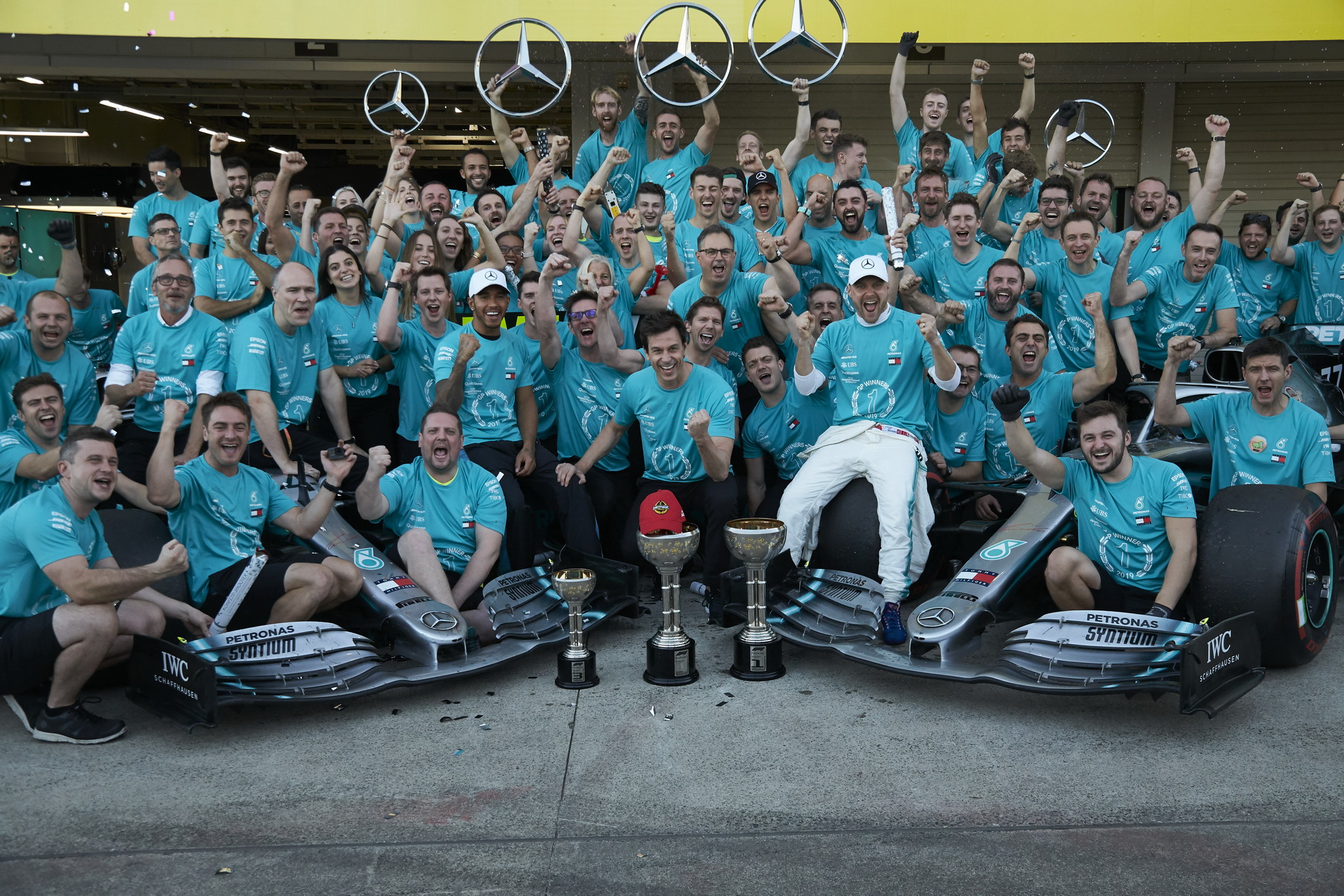 Mercedes Wins 2019 Formula 1 Constructors Title At Suzuka