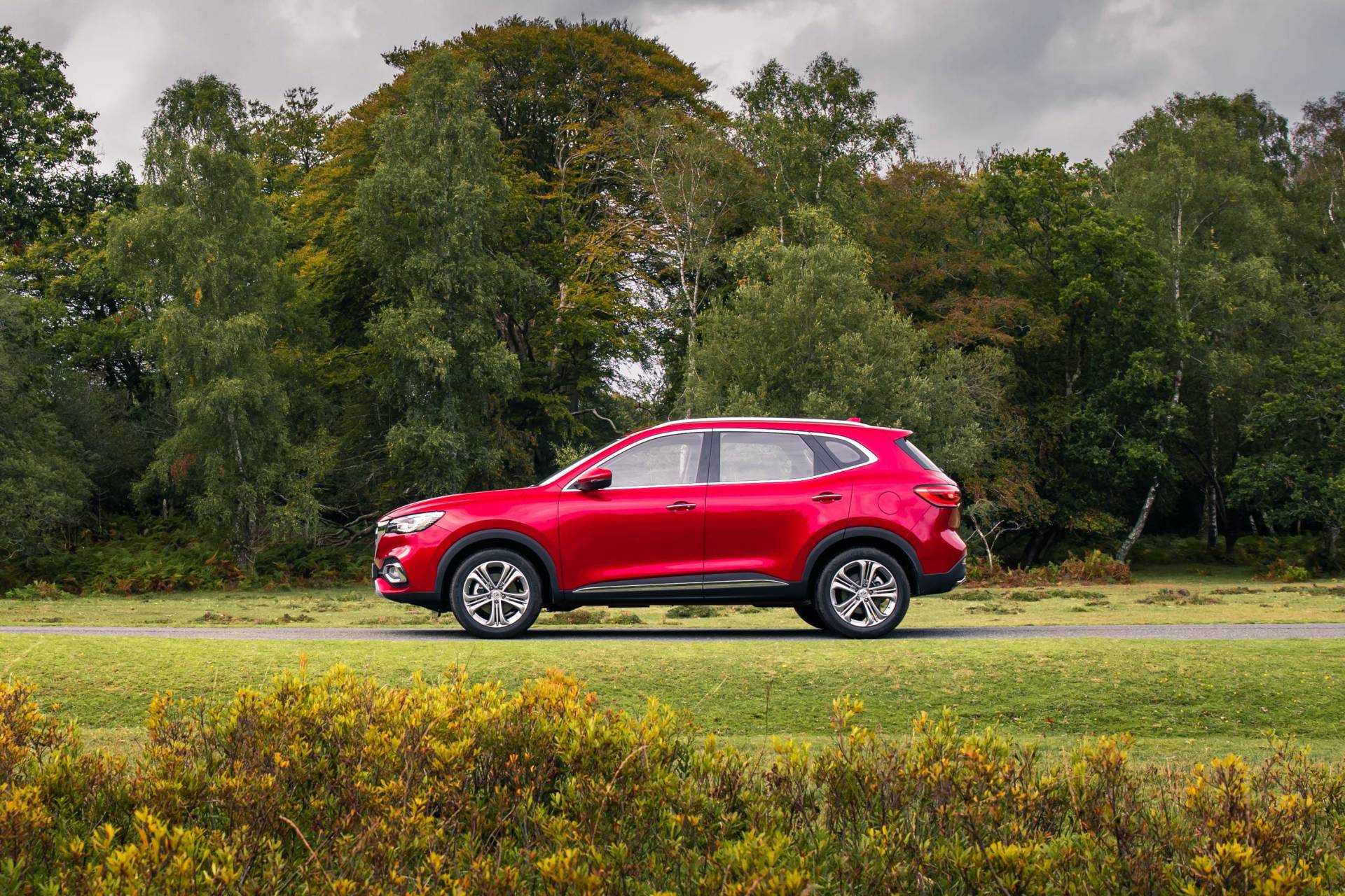 2020 MG HS Compact SUV Reaches UK Shores After Long Voyage From China