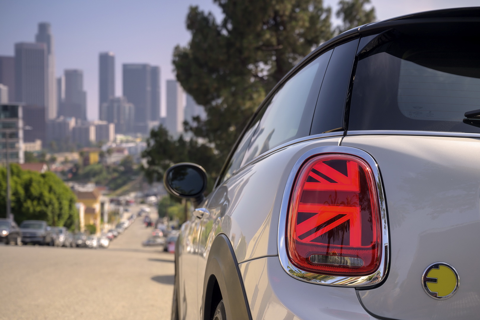 Electric 2020 Mini Cooper SE Starts Under $30k, But You Could Get It As Low As $17,900