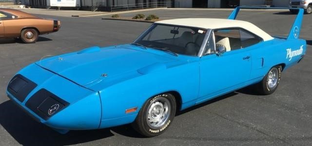 U.S. Marshals Auctioning 149 Vehicles Seized From Defunct DC Solar Company